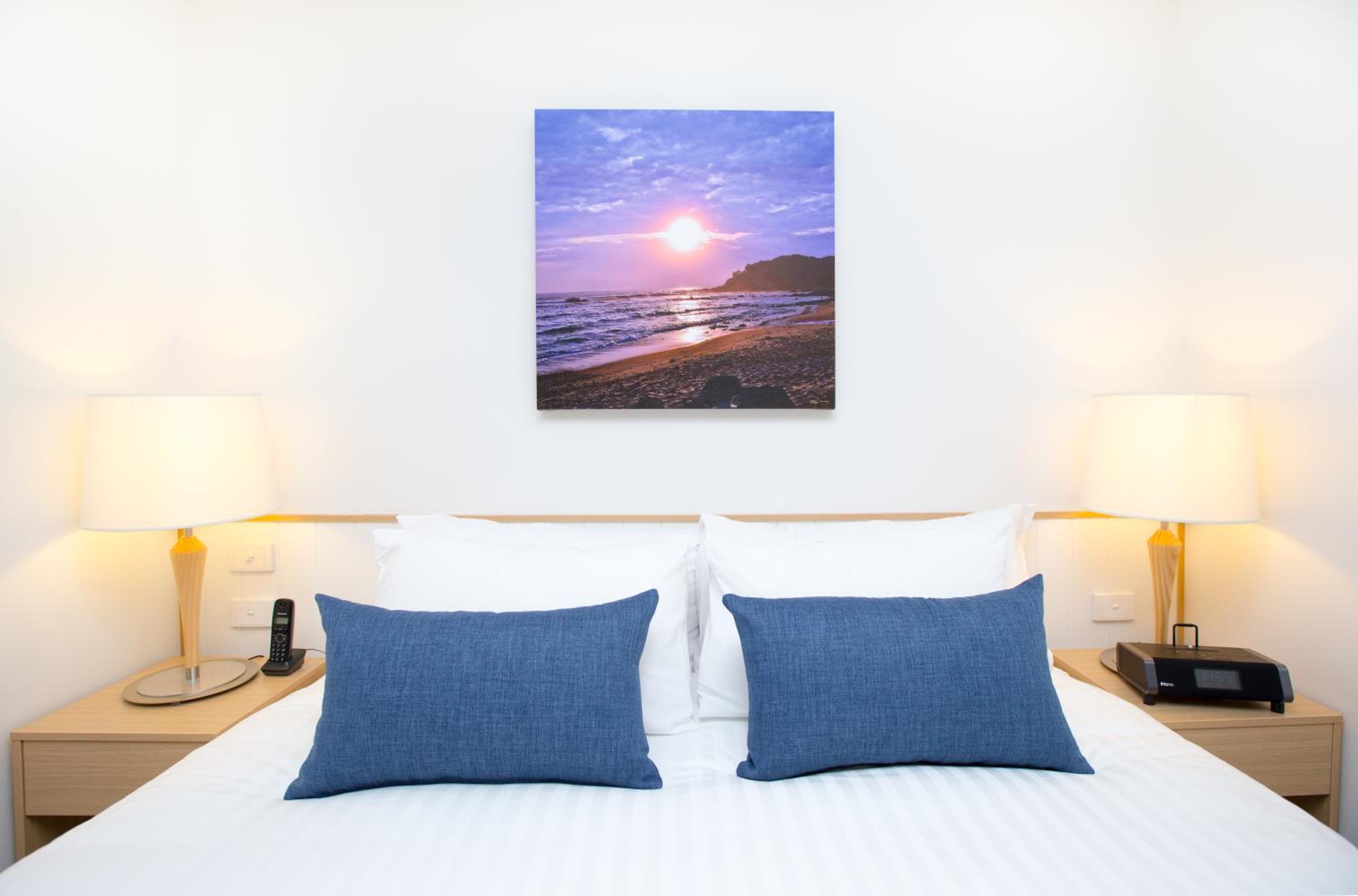 Standard King Room - Photo 4