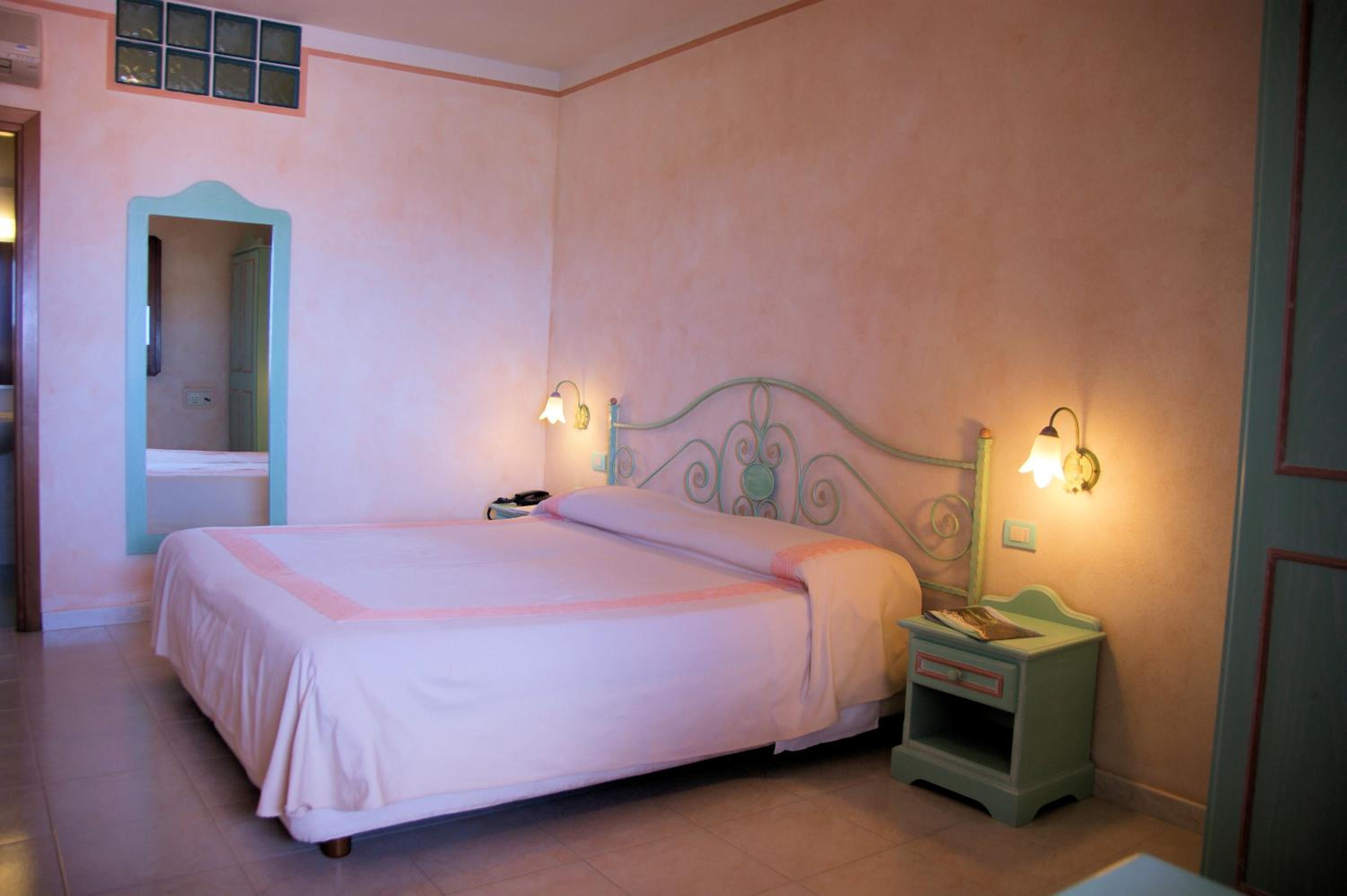 Economy Double or Twin Room
