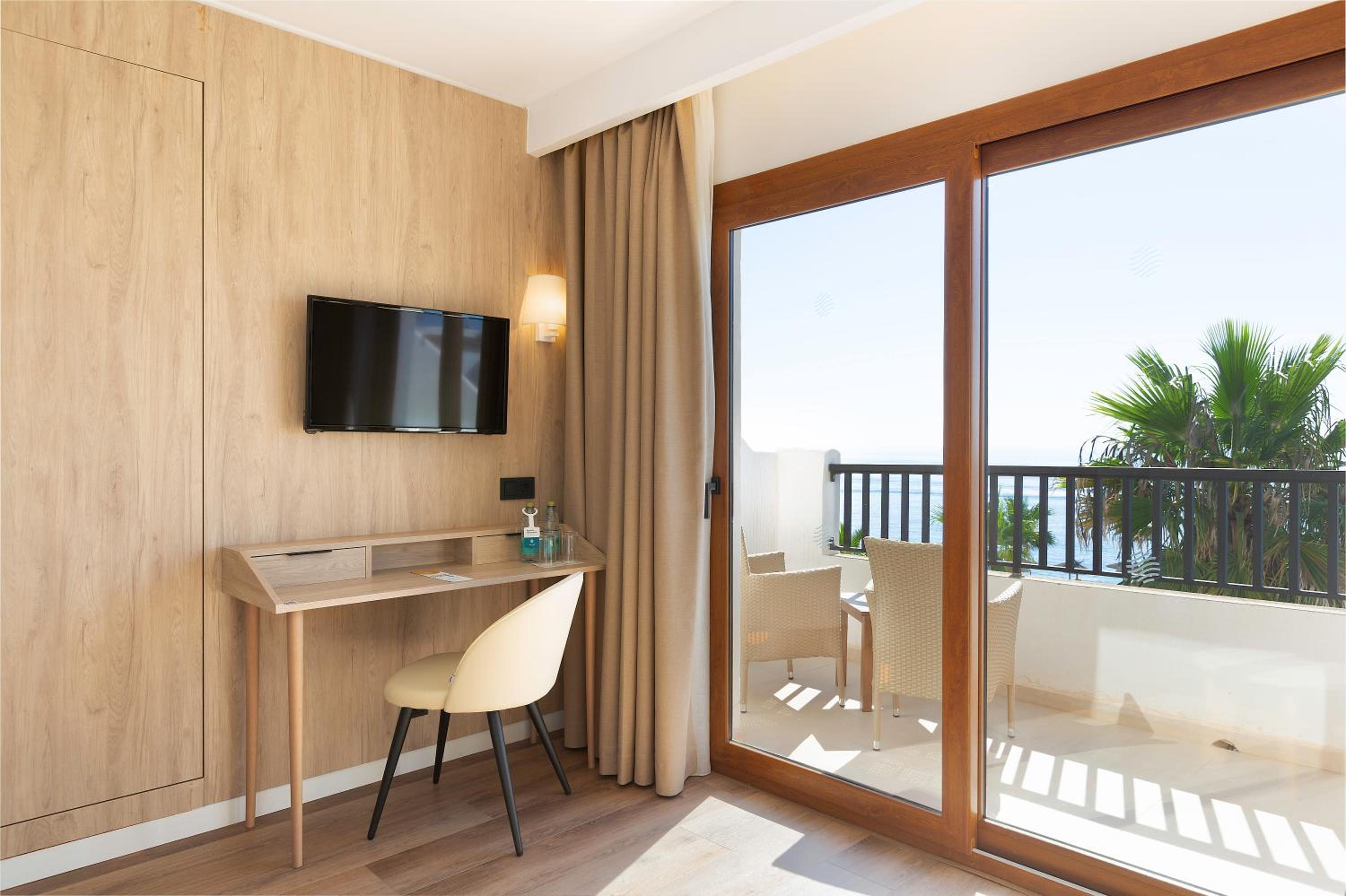 Suite 1 bedroom Sea View