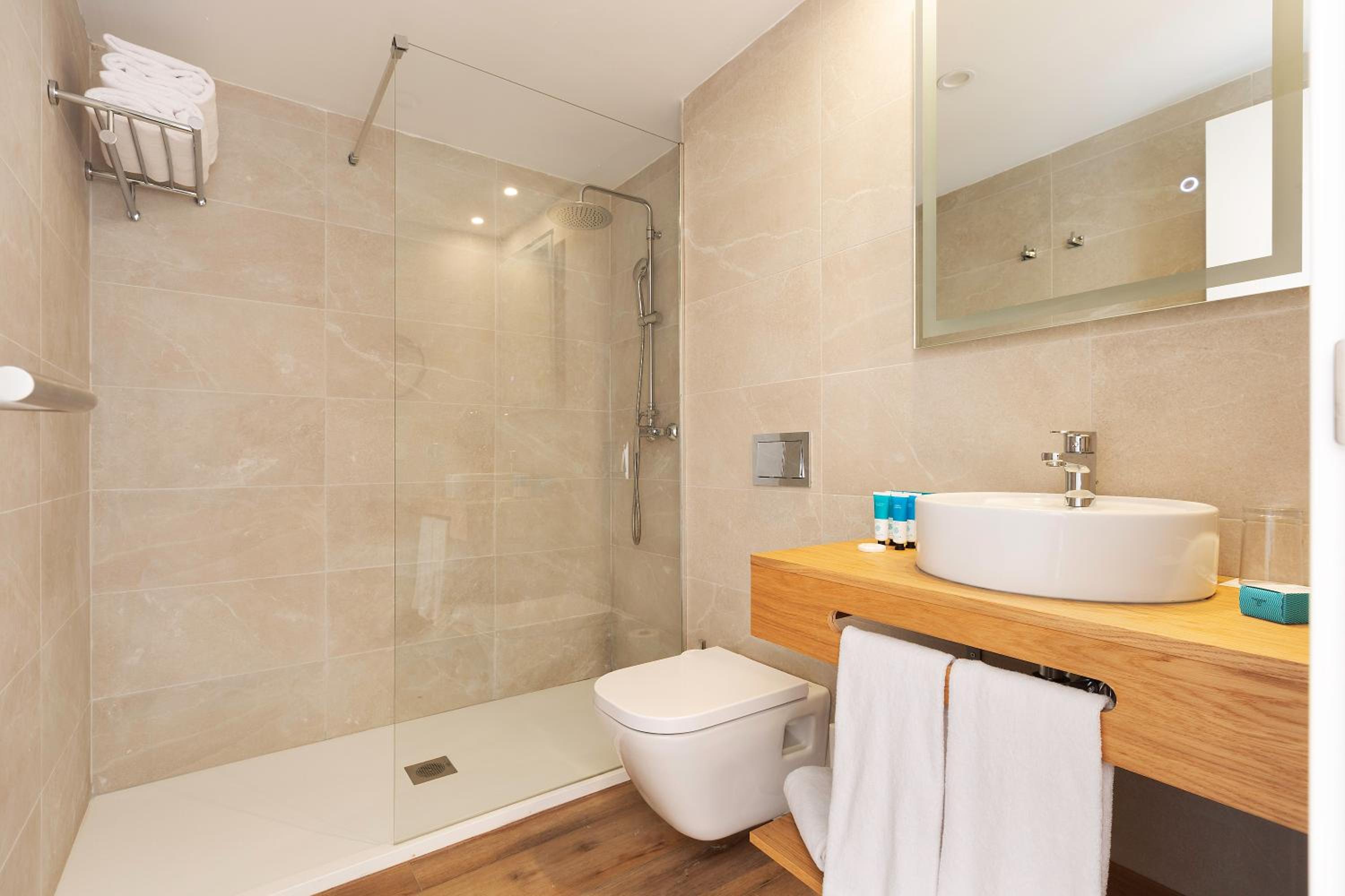 Suite 1 bedroom Sea View