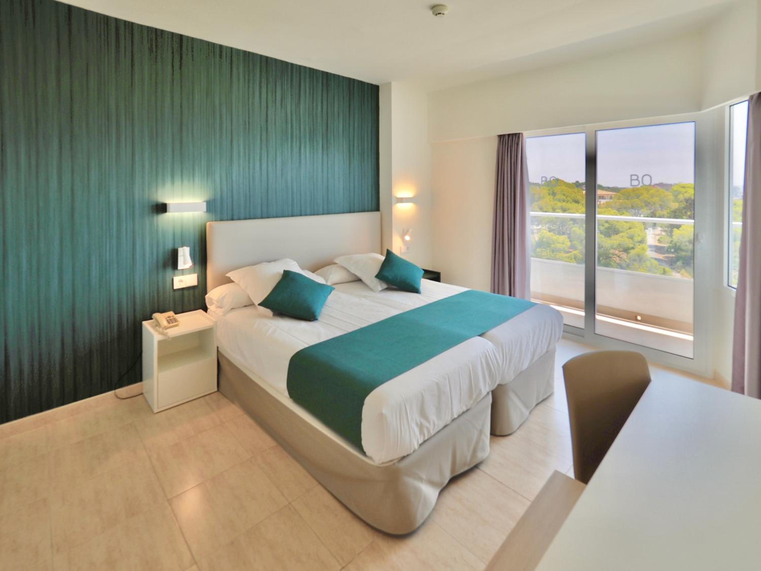 Twin Room - Photo 5