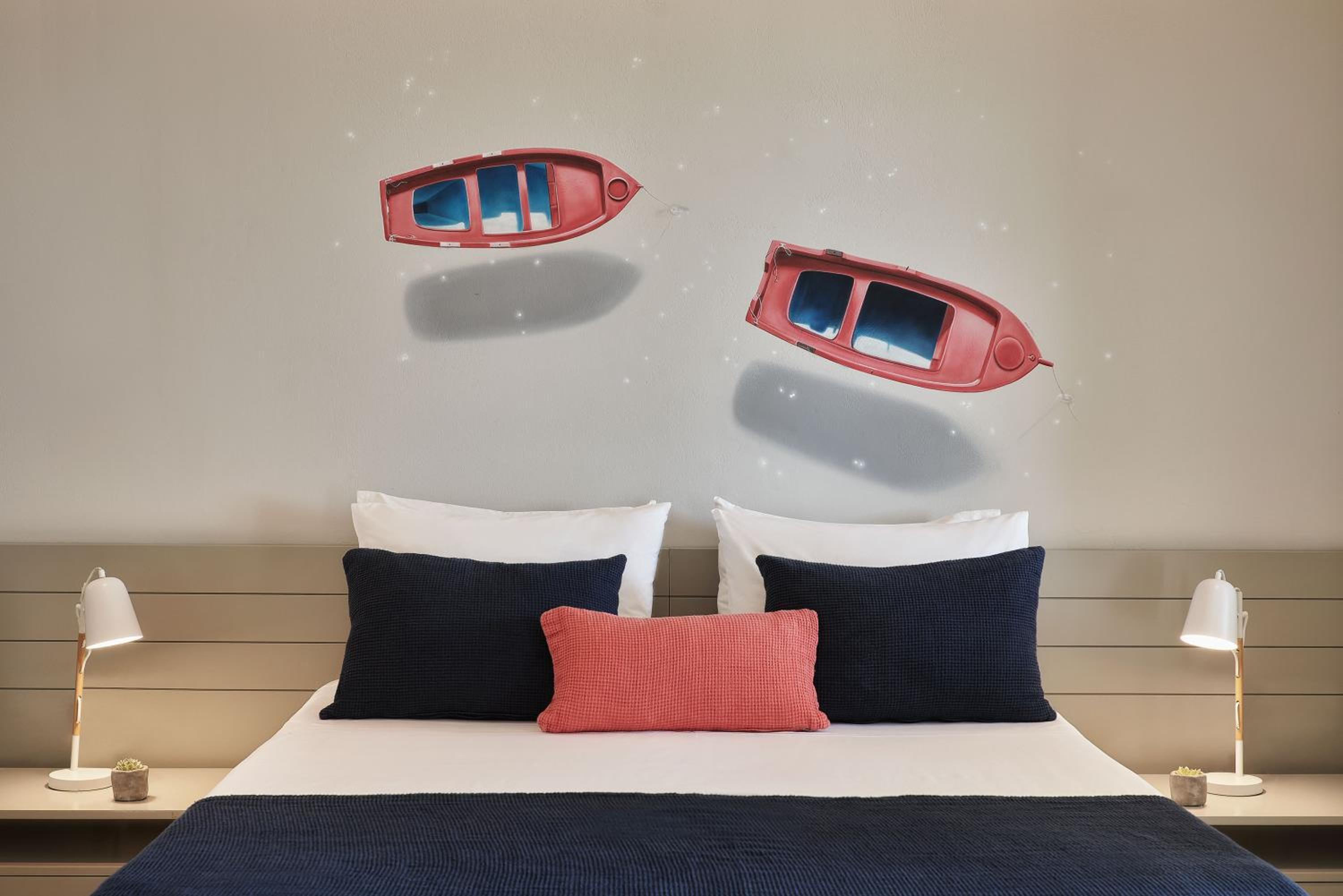 Superior Room with Sea View - Photo 11