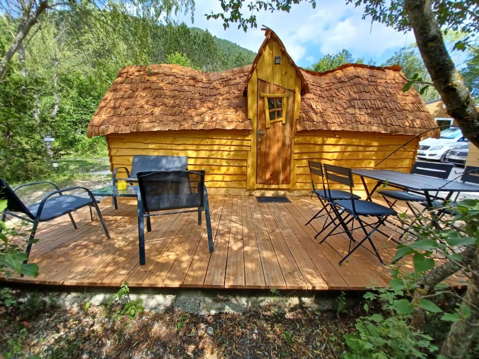 Cottage - Photo 2