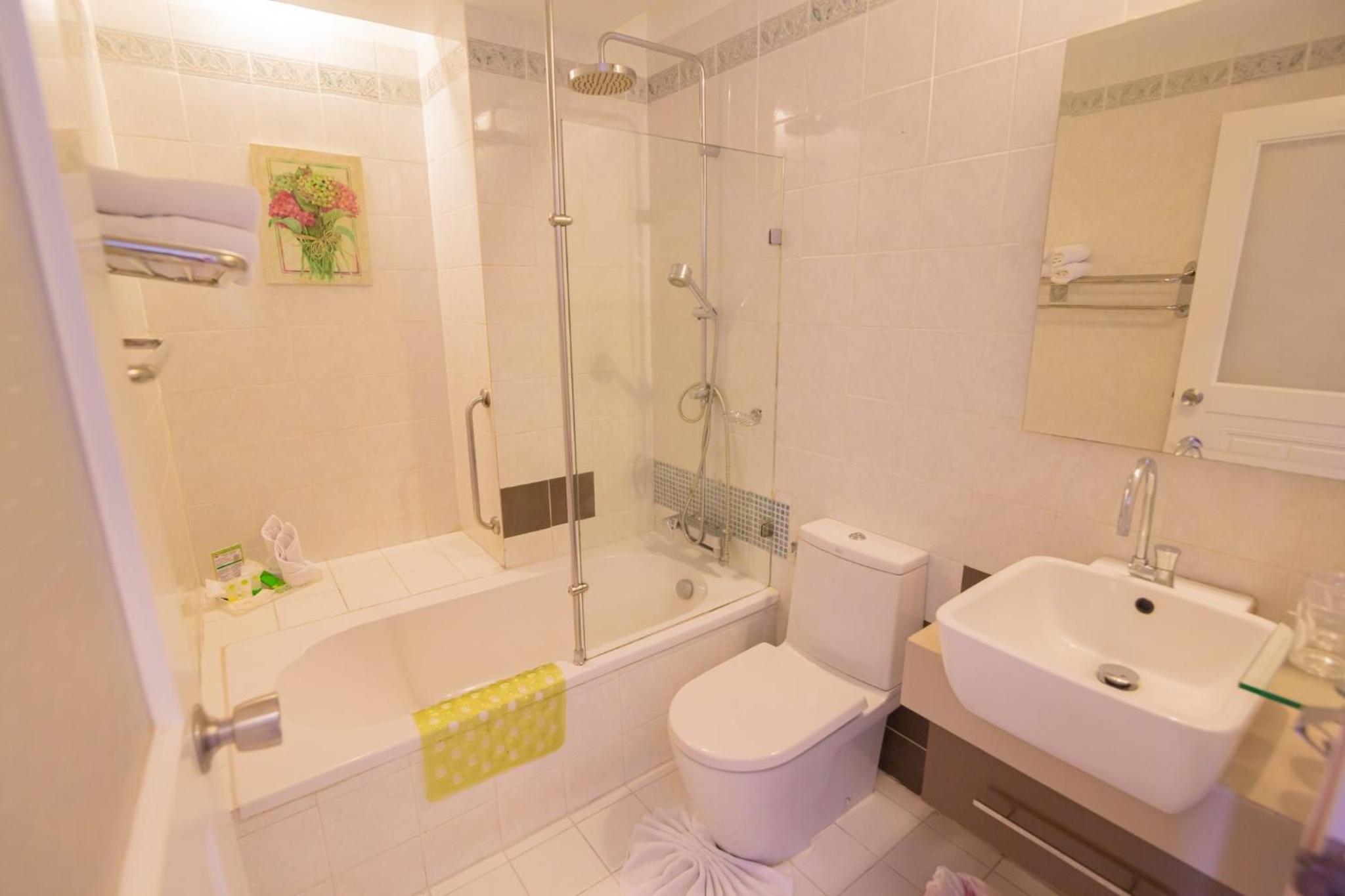 Deluxe Room - Photo 2