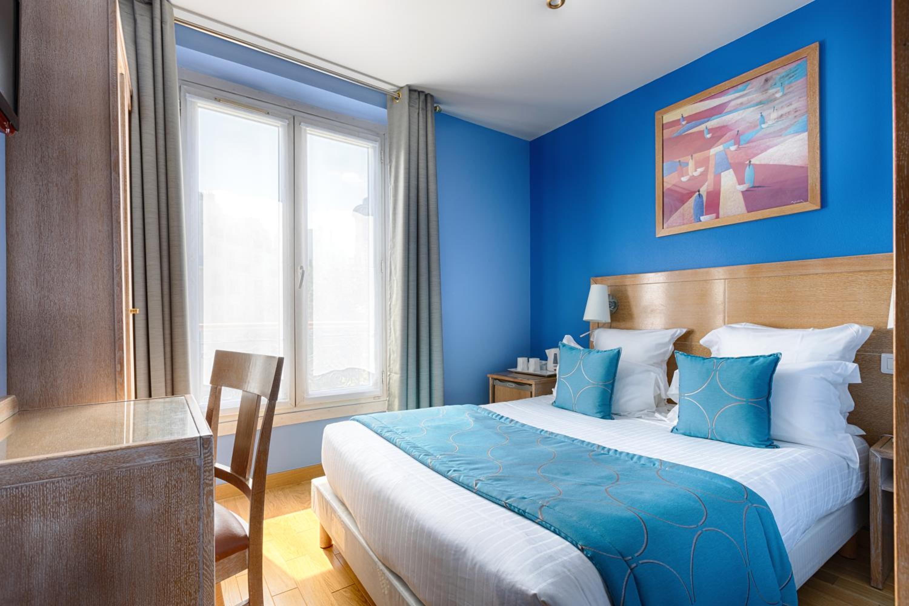 Two Double Room Adjacent