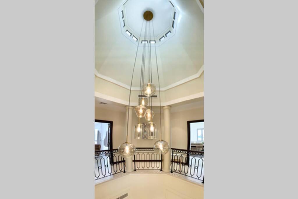 Villa photo 3