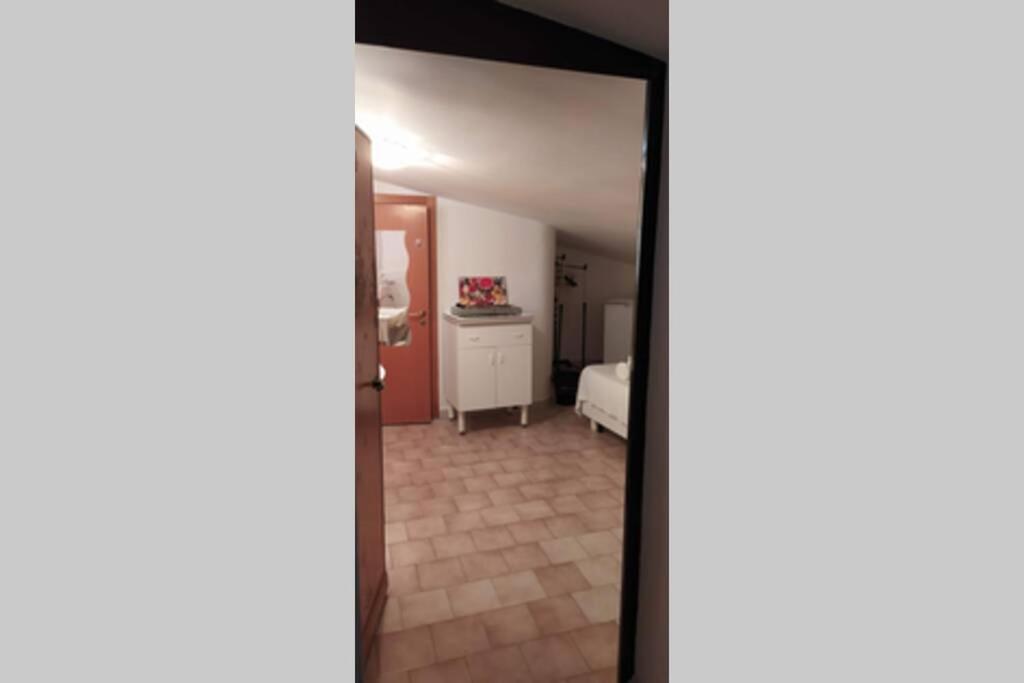 One-Bedroom Apartment - Photo 6