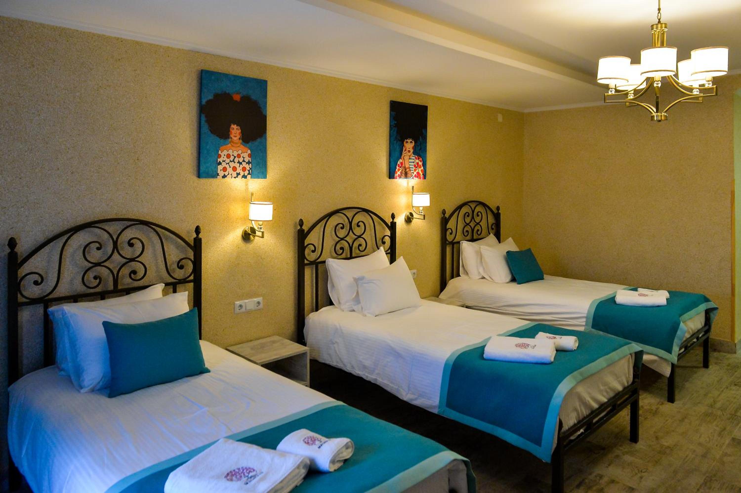 Triple Room with Balcony photo 1