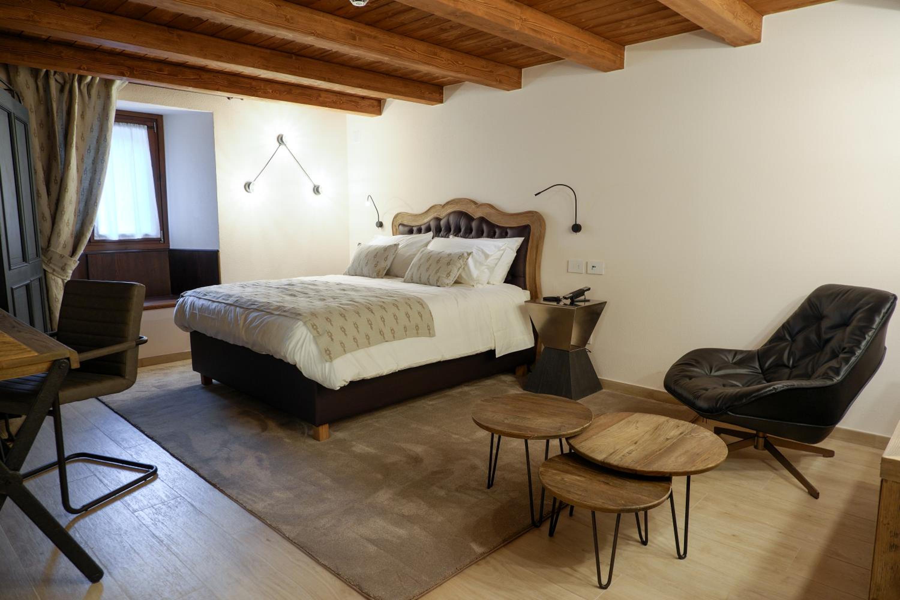 Superior Double Room - Photo 1
