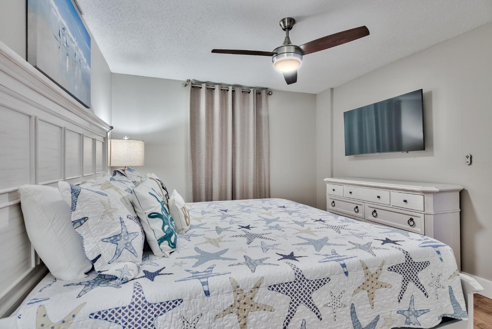 Apartment with Sea View photo 2