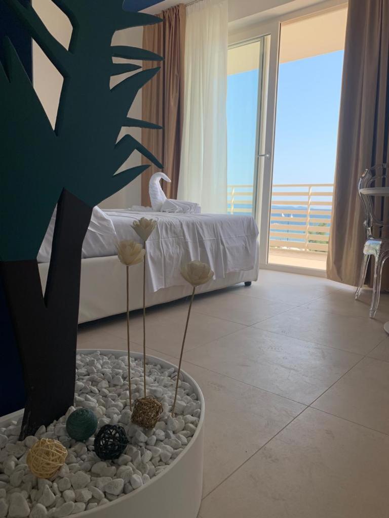 Junior Suite with Balcony photo 3