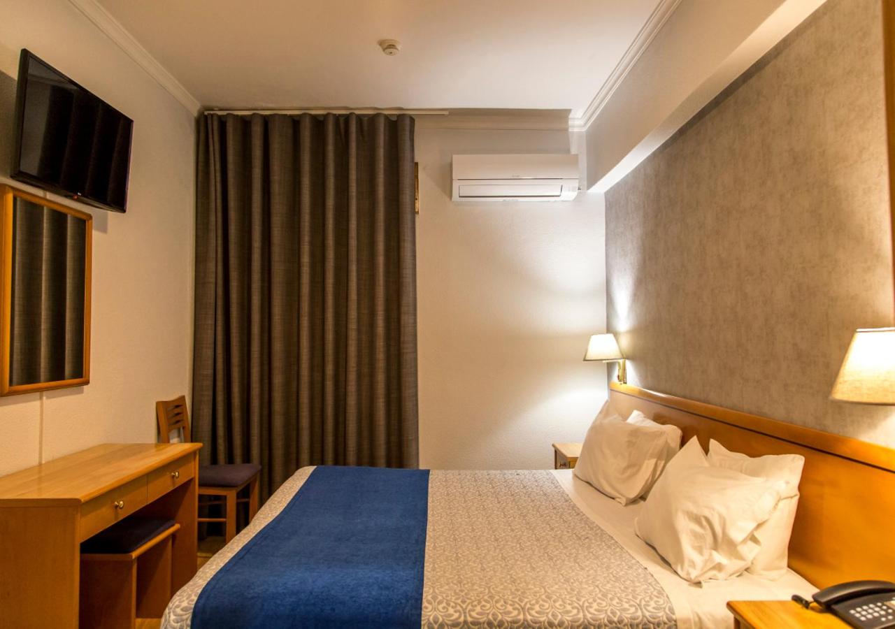 Double Room - Photo 2
