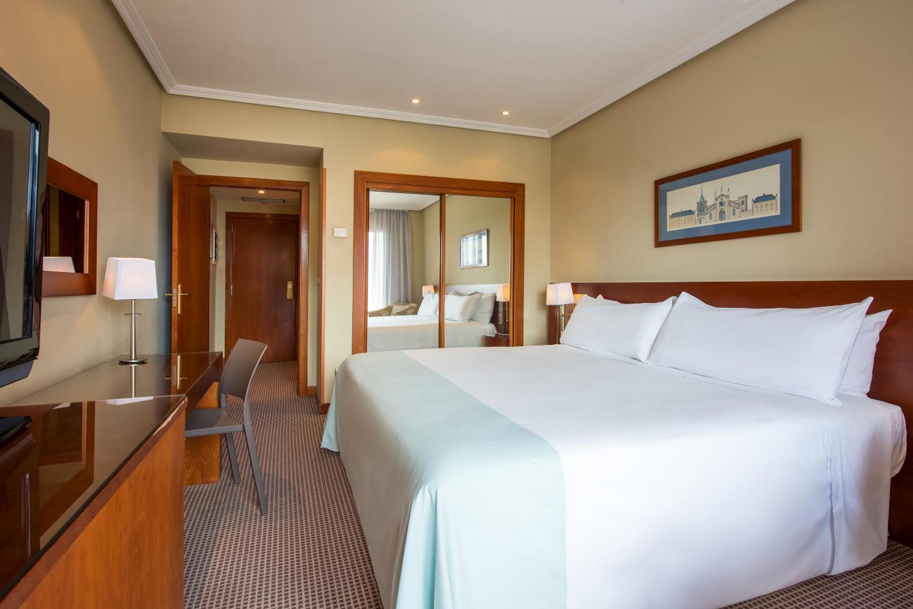 Standard Room - Photo 1