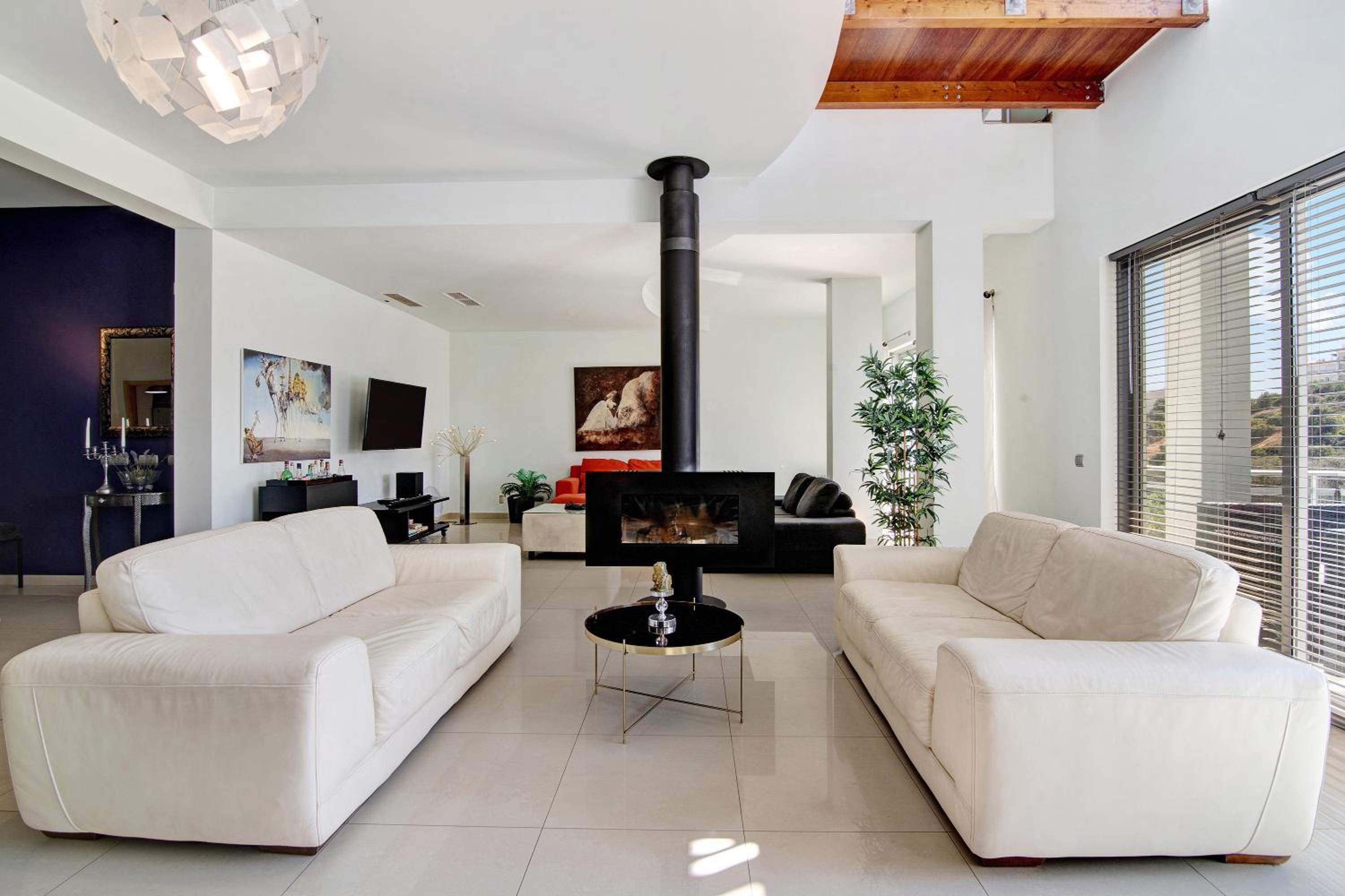Villa with Garden View - Photo 1
