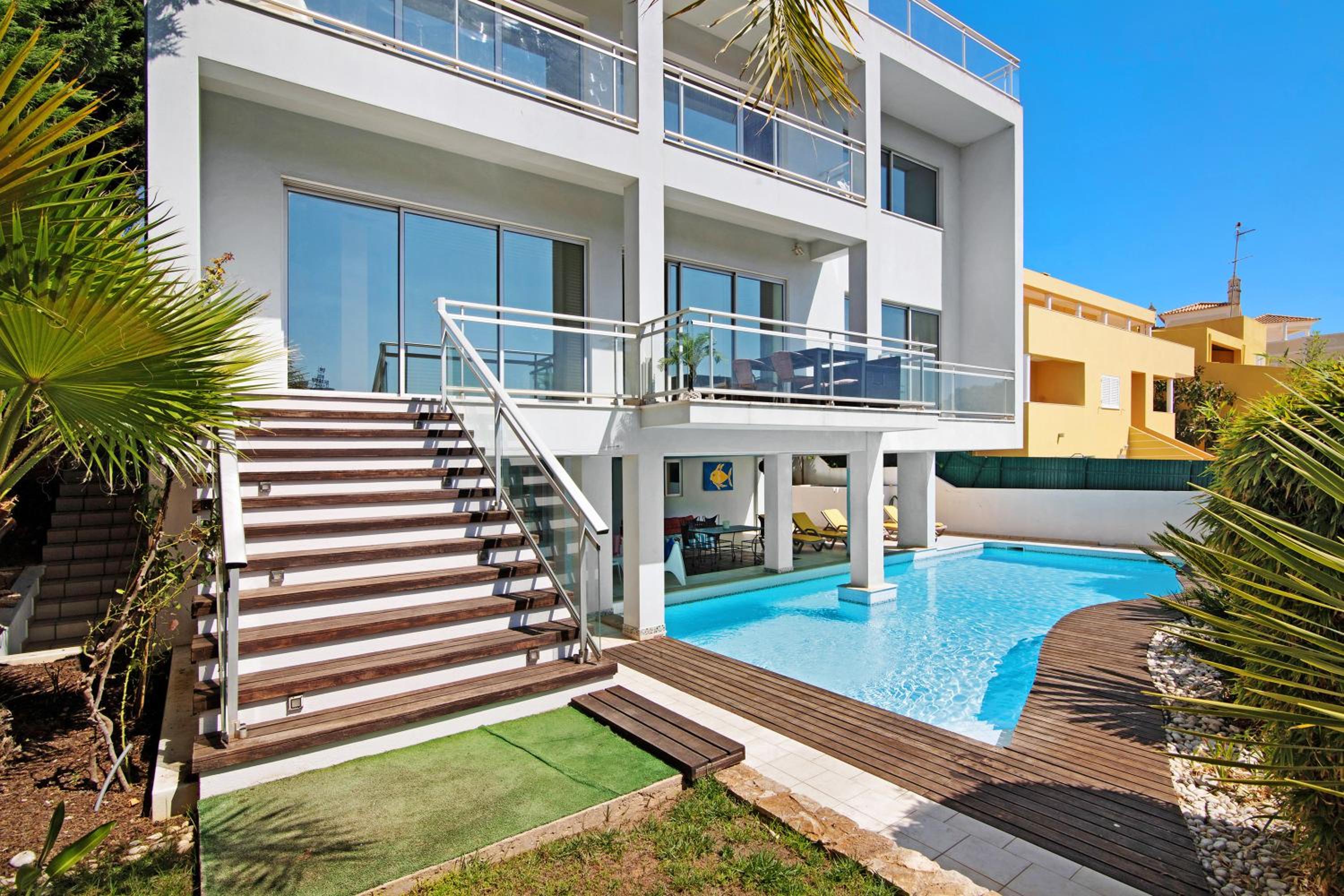 Villa with Garden View - Photo 18