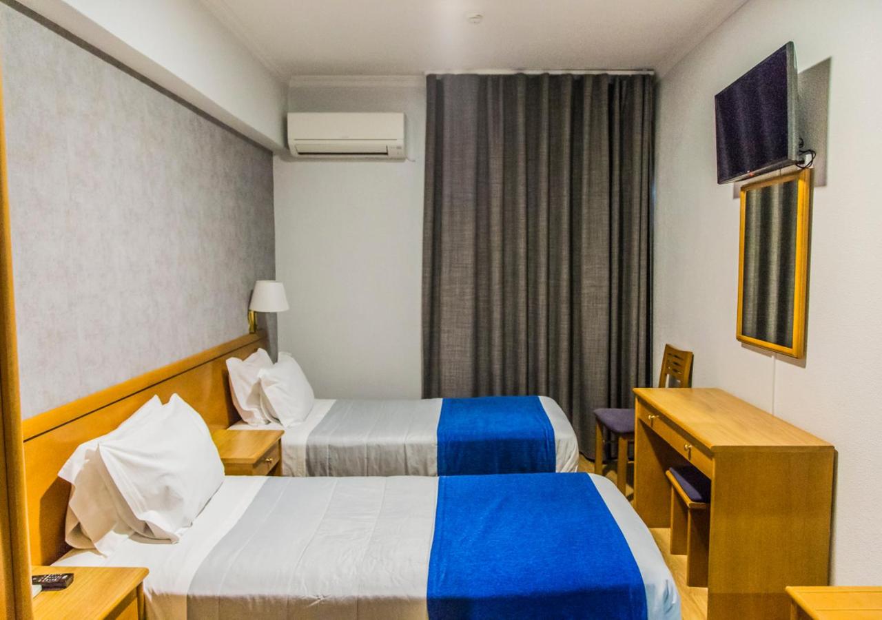 Twin Room - Photo 4