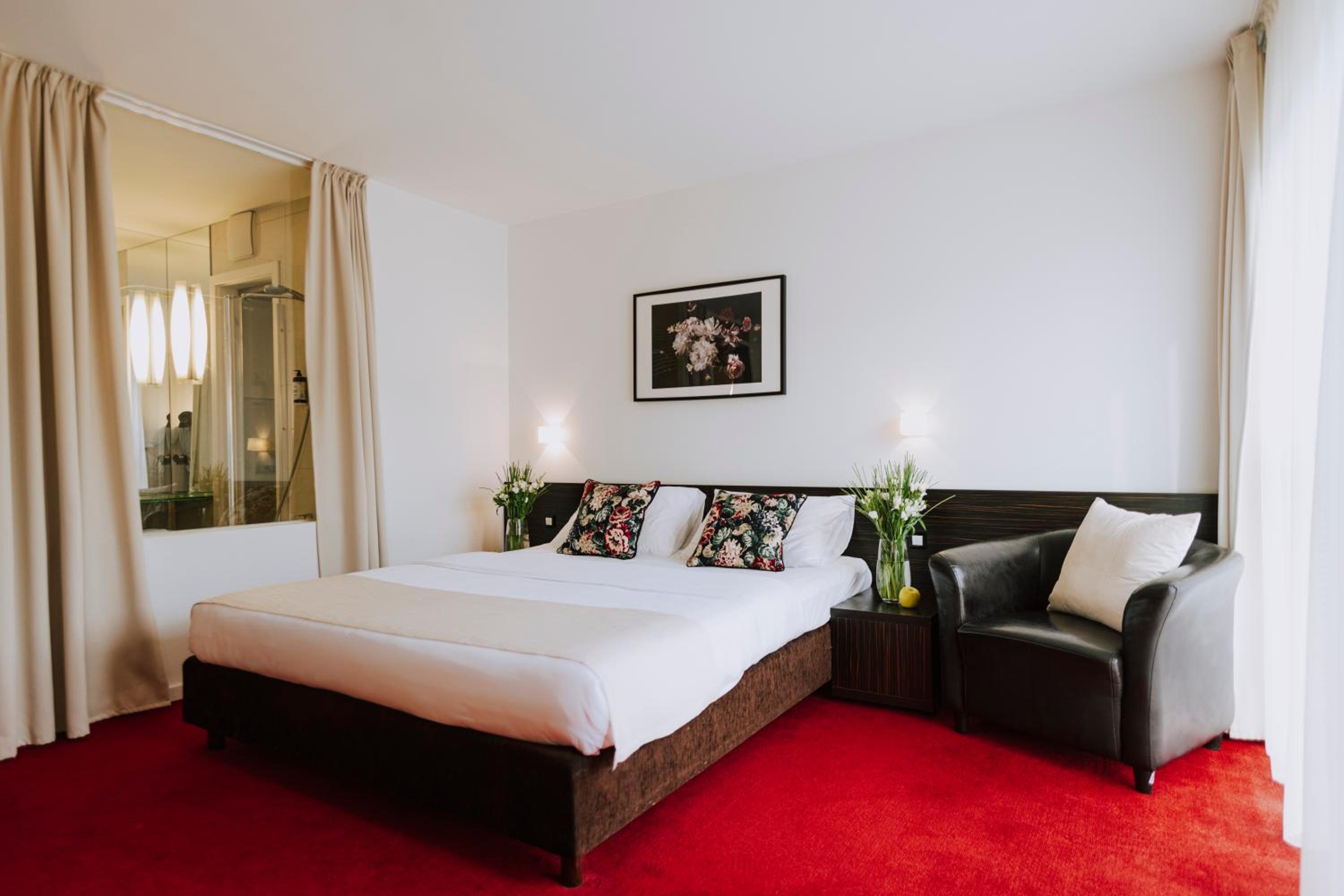 Special Offer - Standard Double Room with New Year's Package photo 1