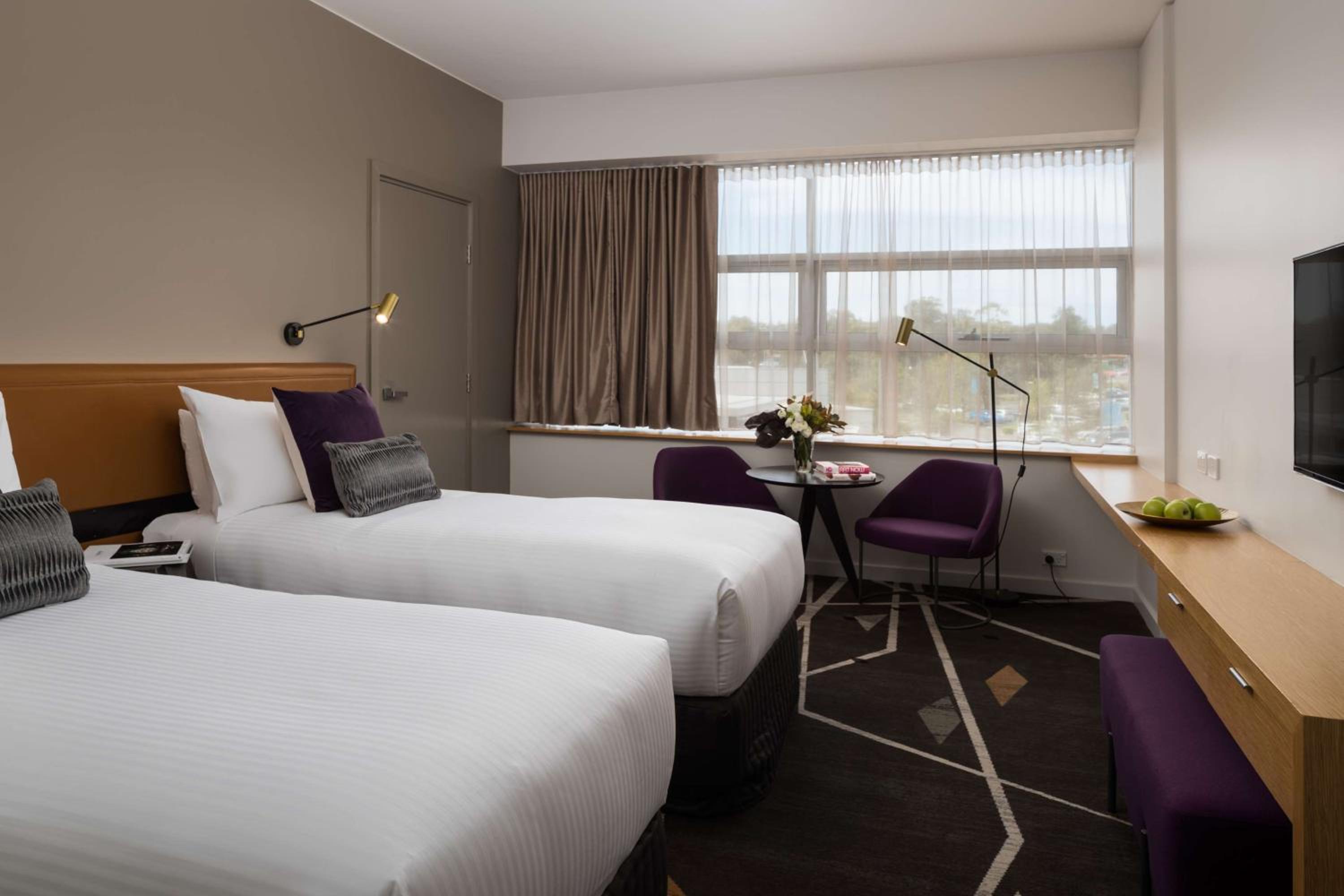 Standard Twin Room - Photo 4
