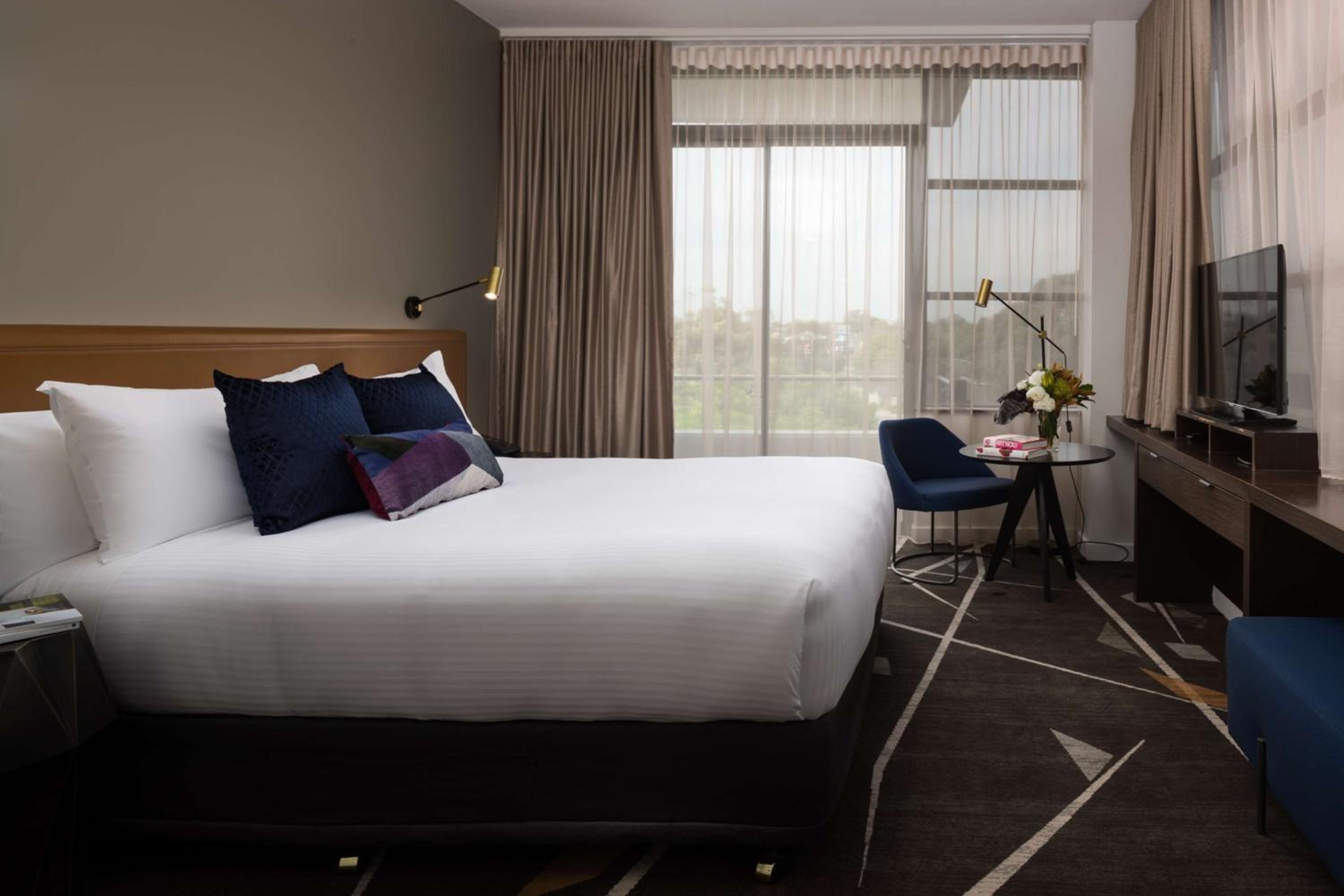 Executive King Room - Photo 3