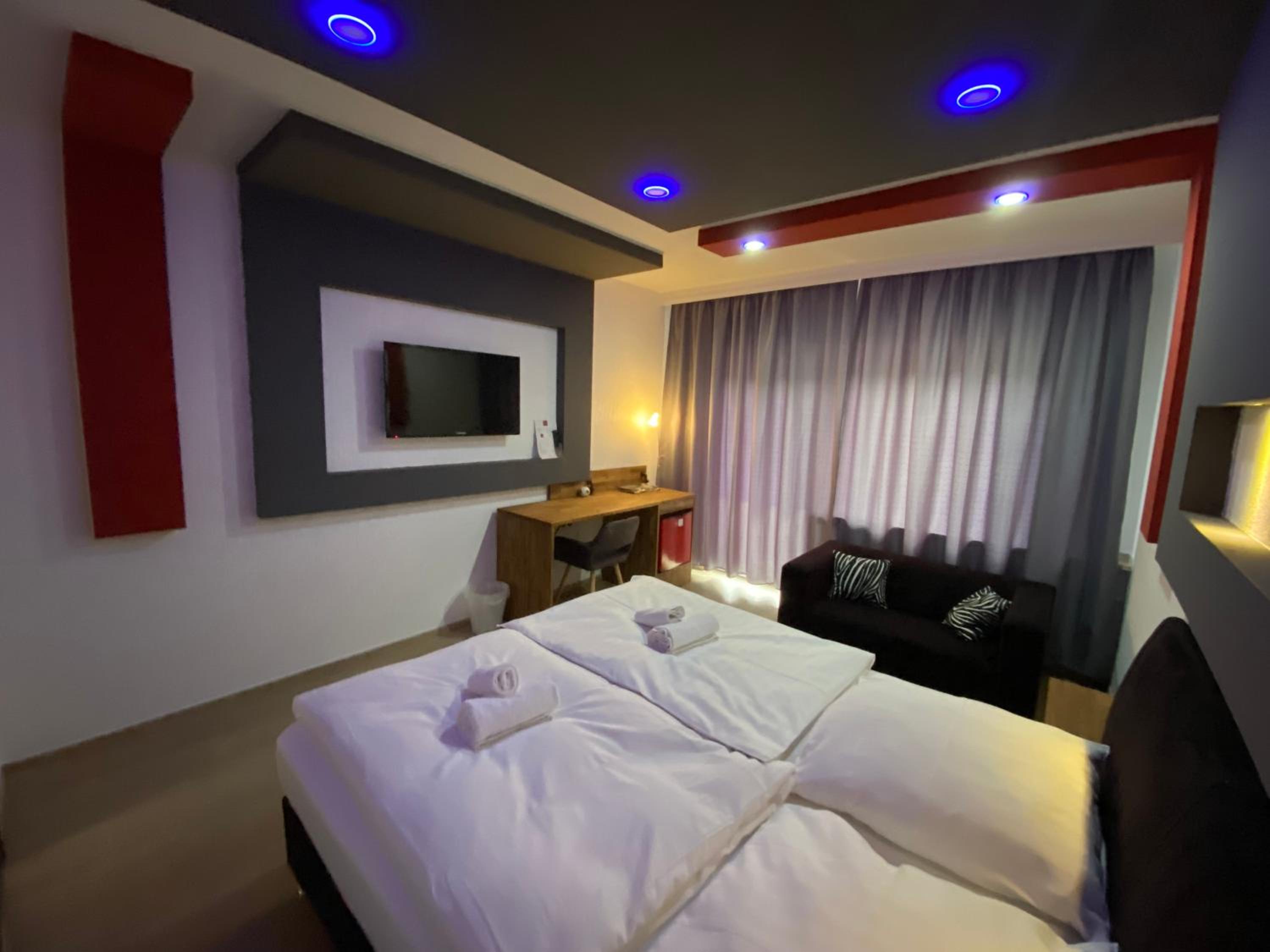 Deluxe Double Room With Balcony