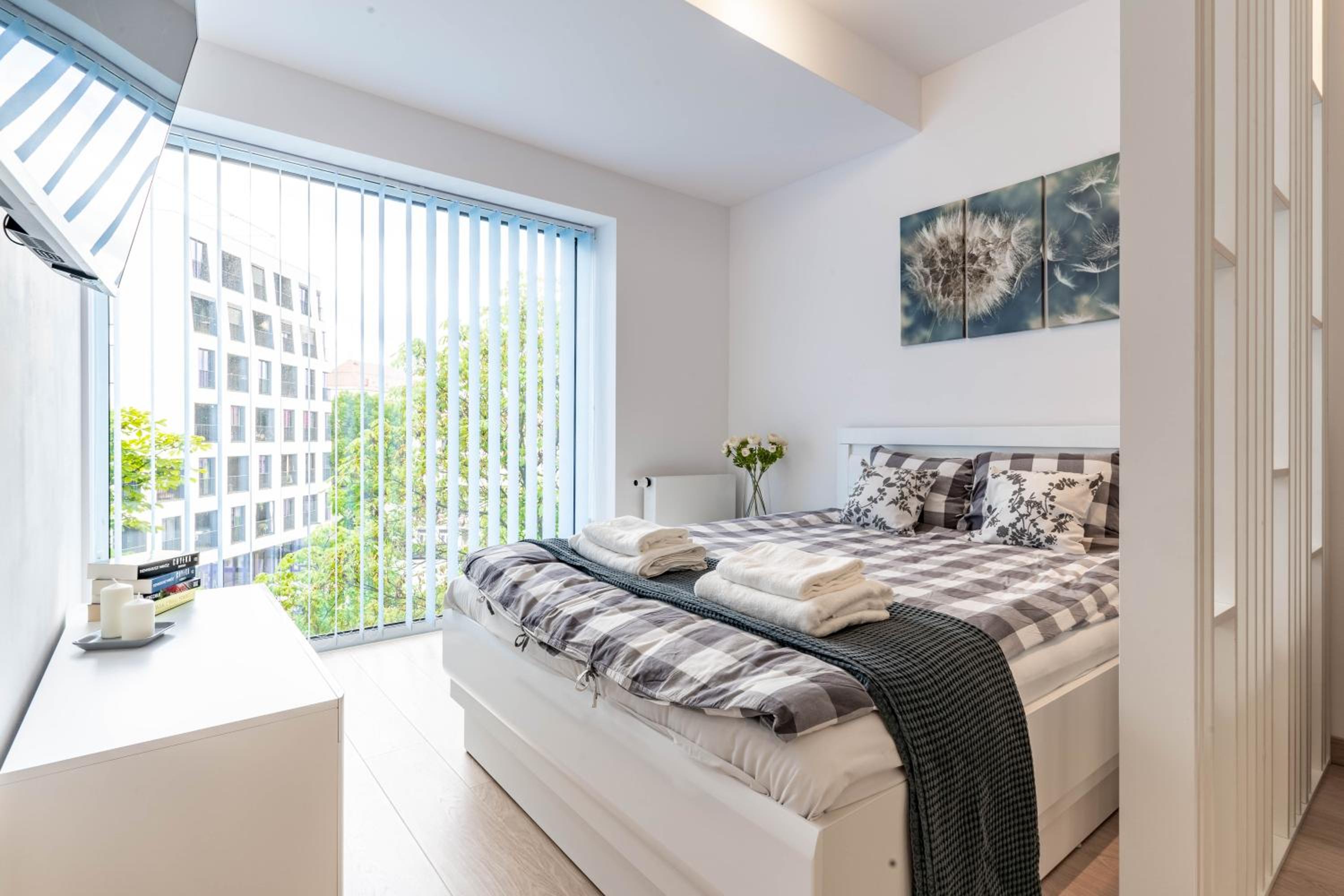 Studio Apartment photo 1