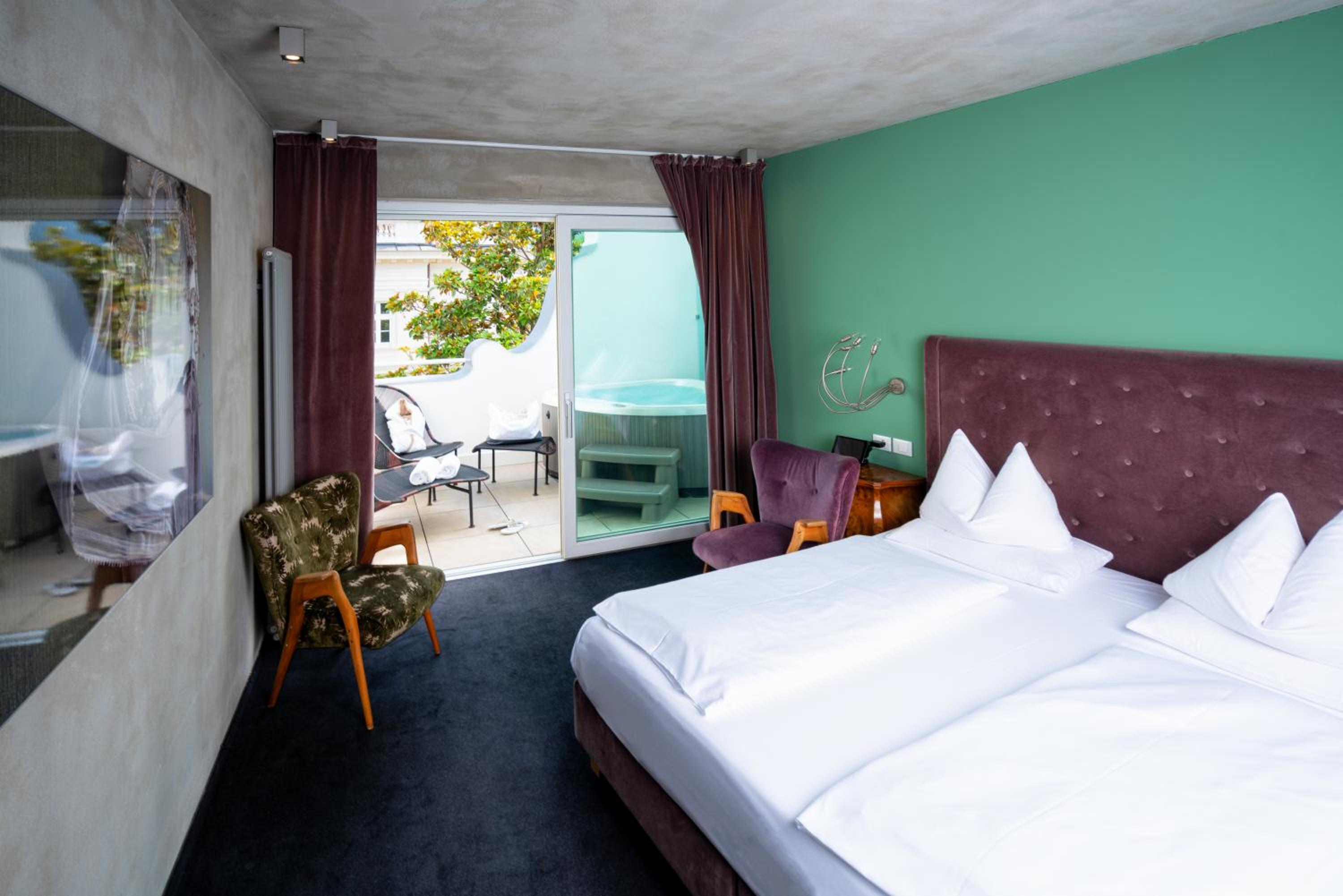 Superior Double Room with Whirlpool - Photo 1