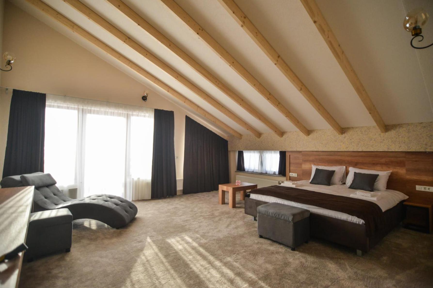 King Suite With Balcony