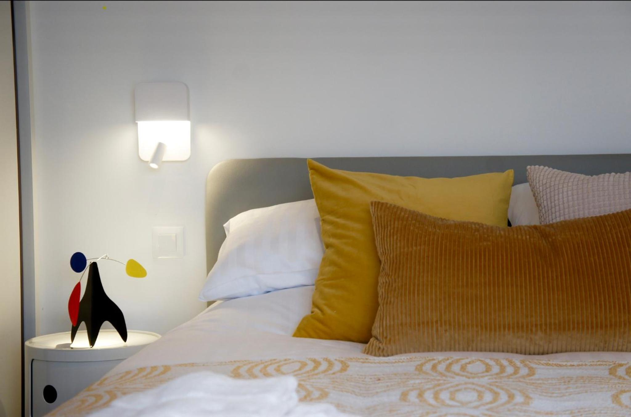 One-Bedroom Apartment - Photo 4