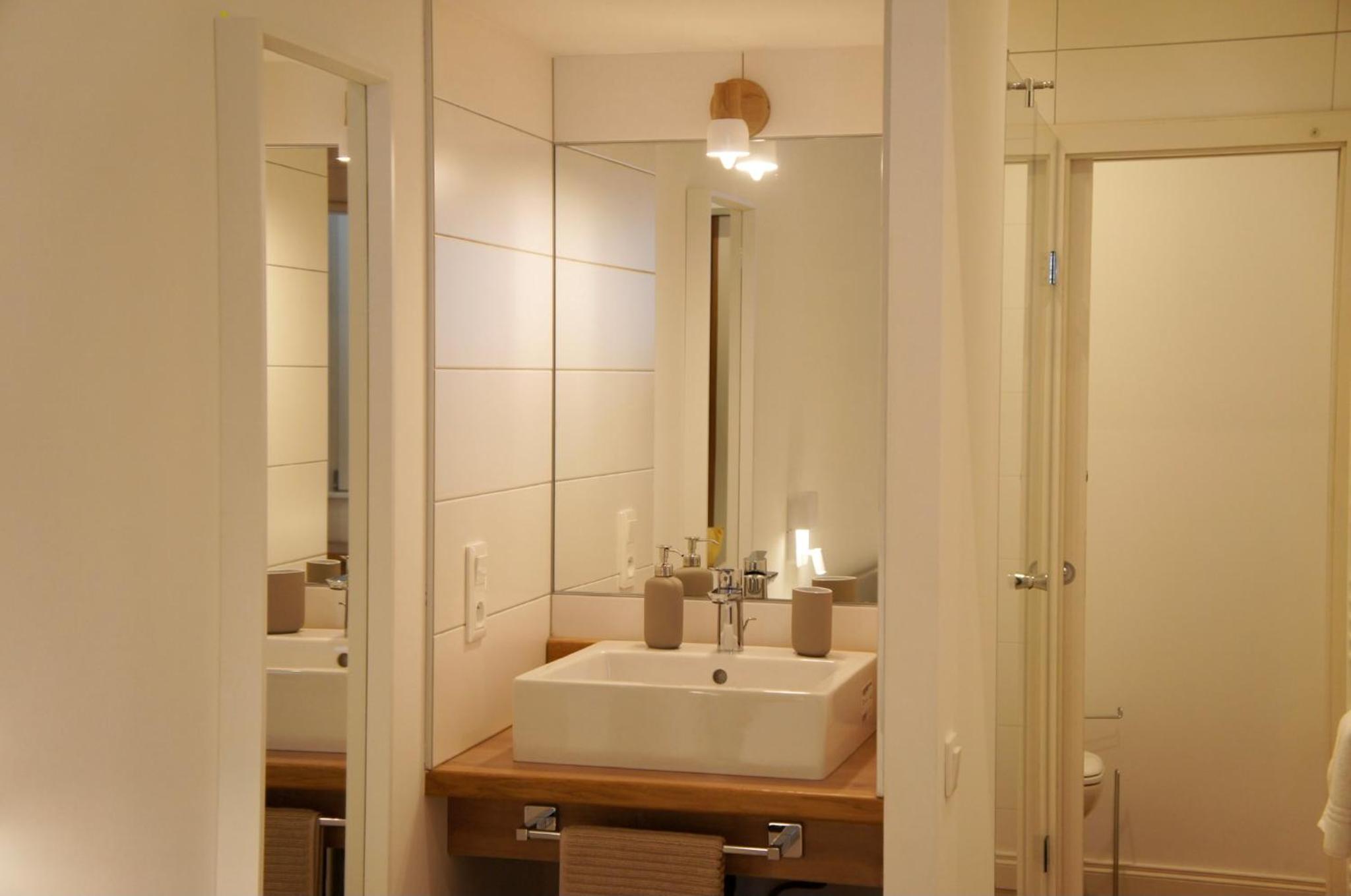 One-Bedroom Apartment - Photo 5