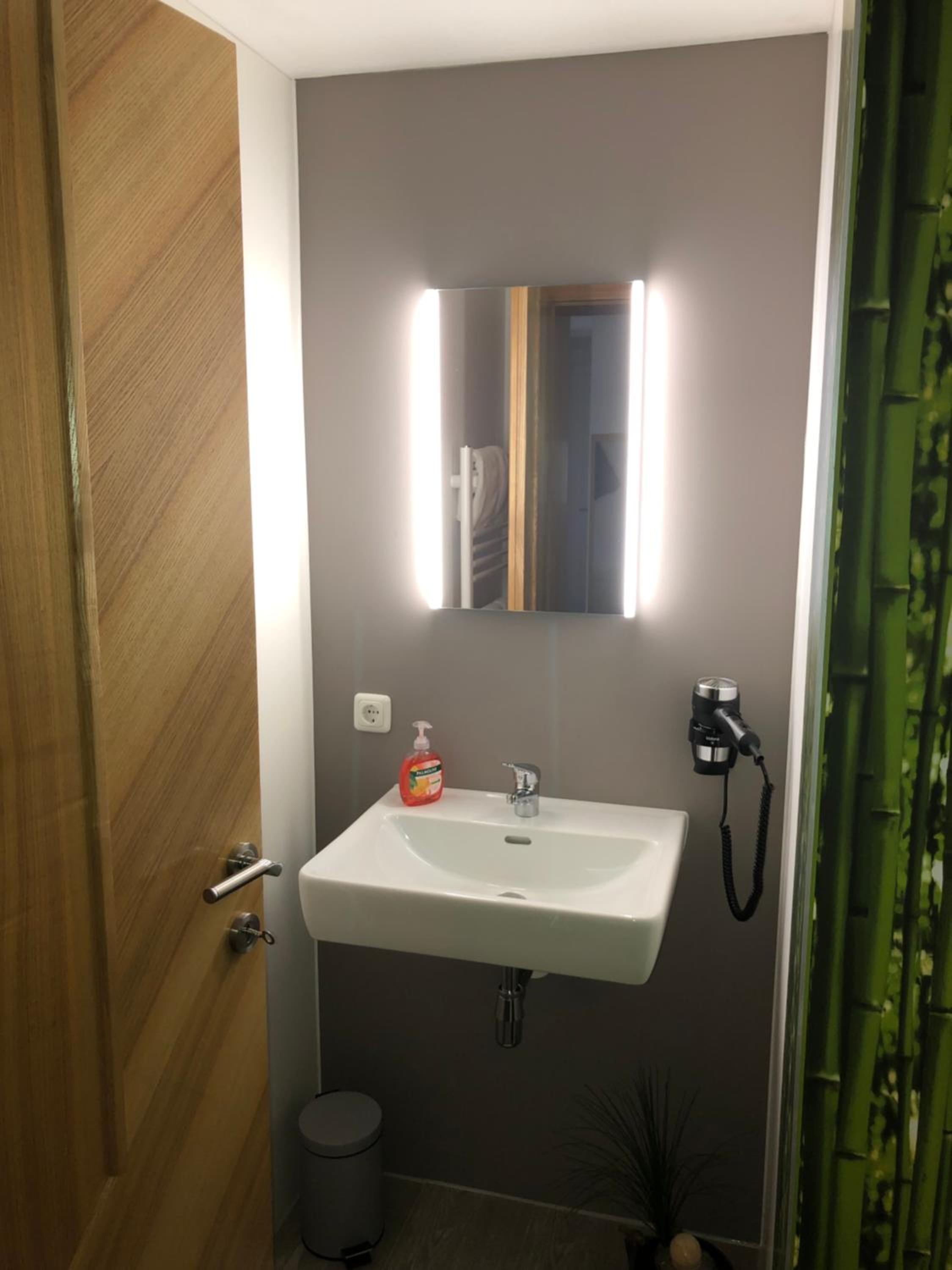 Apartment - Photo 18
