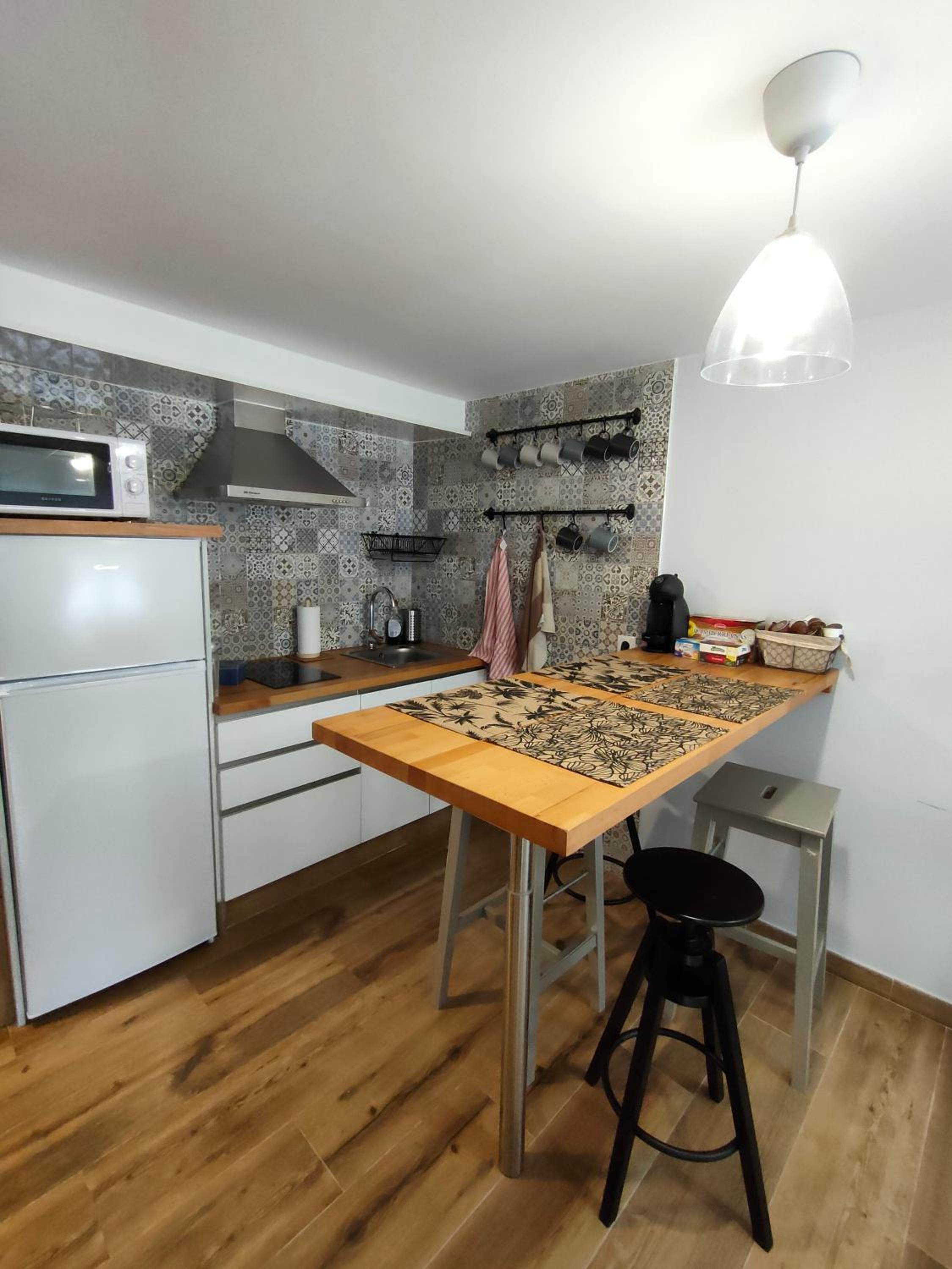 Four-Bedroom House - Photo 14