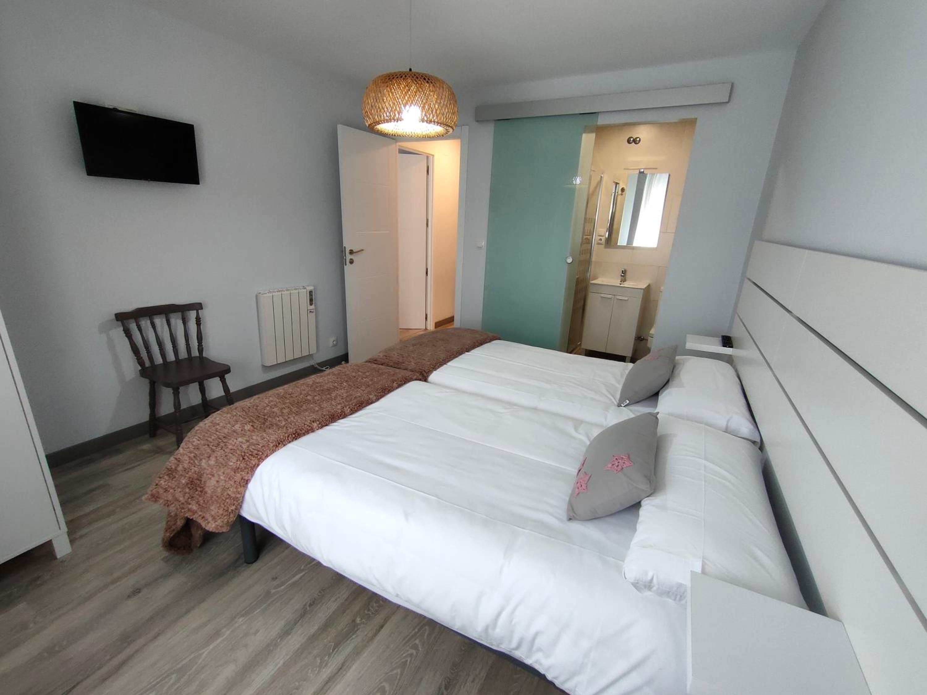 Four-Bedroom House - Photo 18