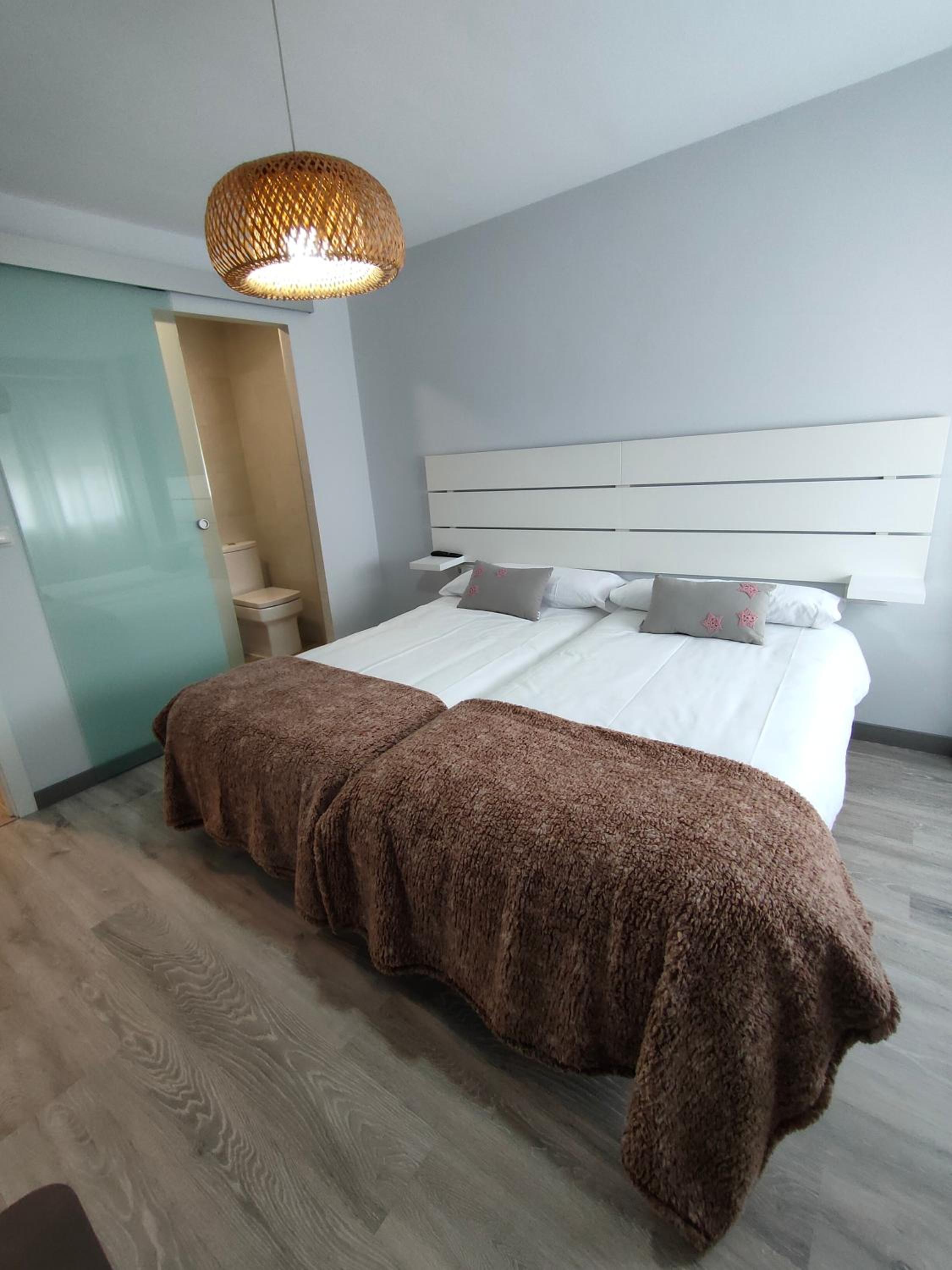 Four-Bedroom House - Photo 7