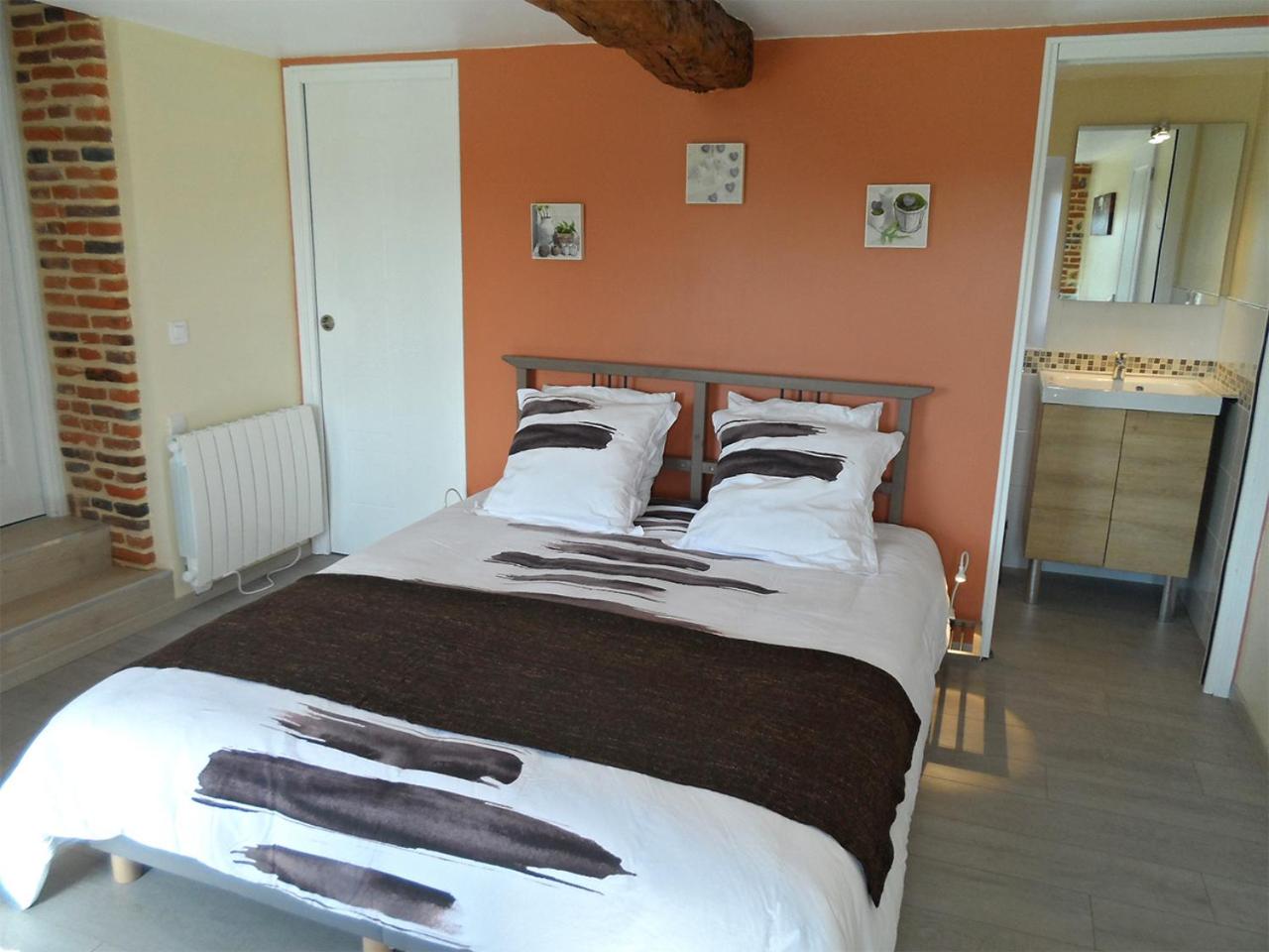 Double Room Brick photo 2