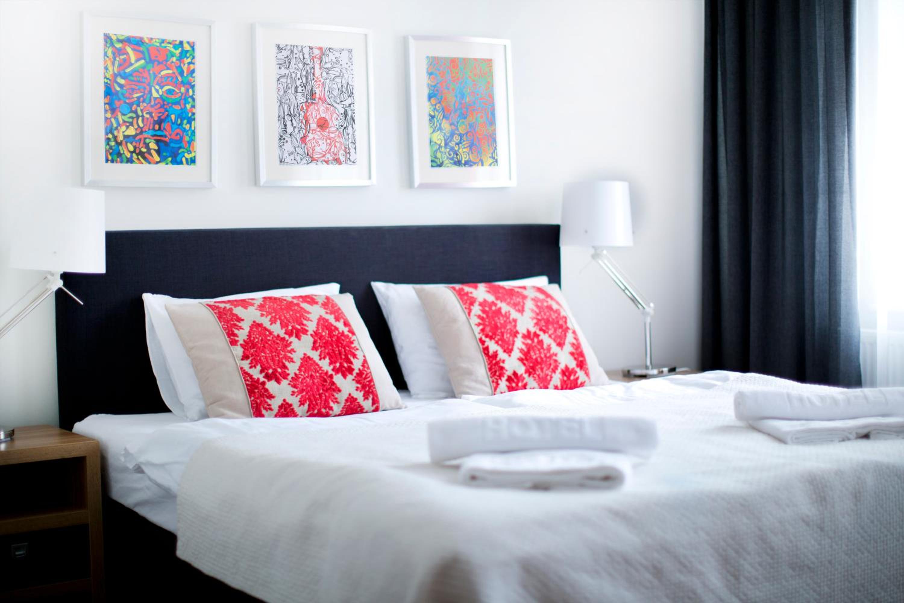 Double Room - Photo 9