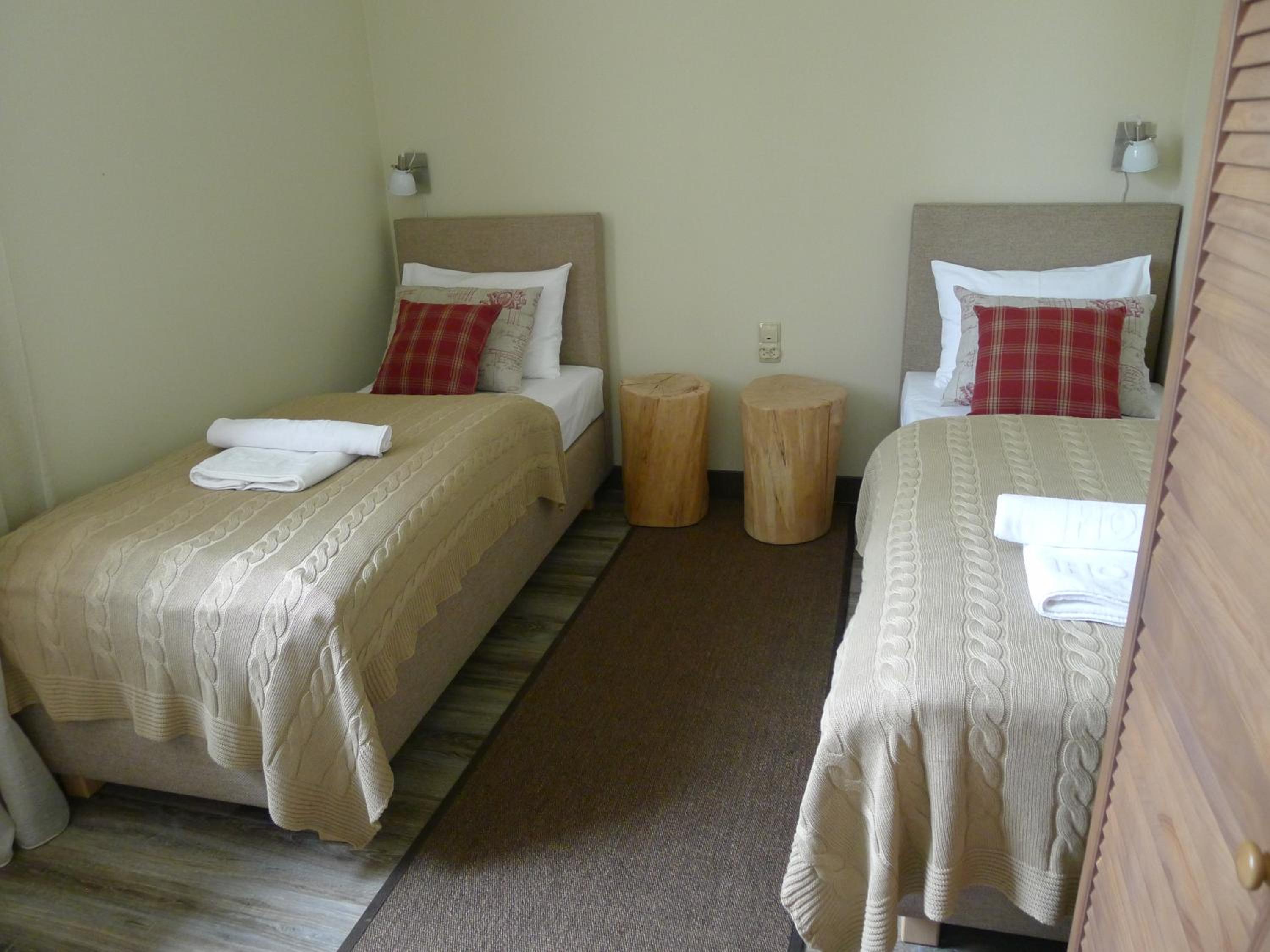 Double Room - Photo 11