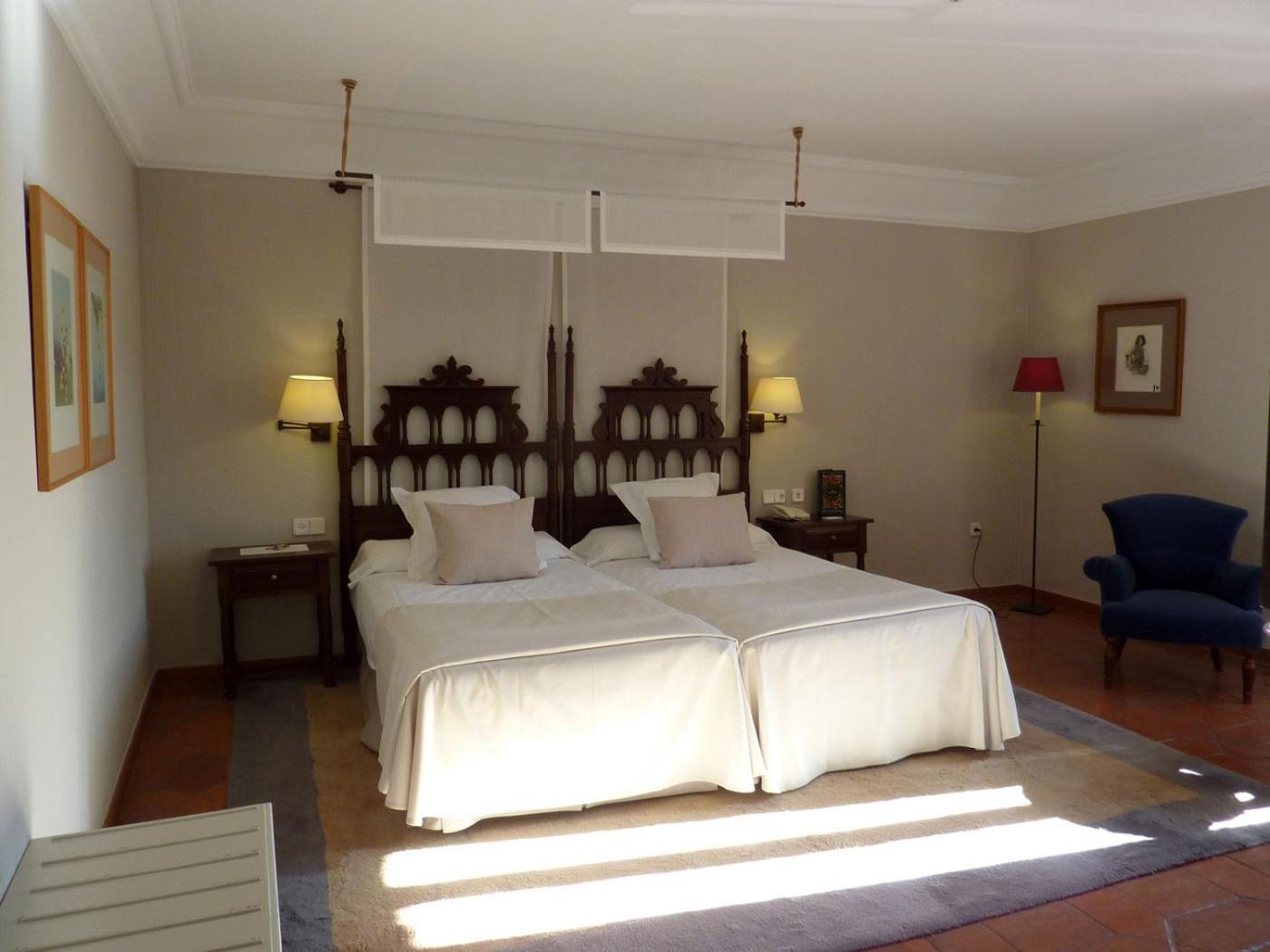 Standard Double Room - Photo 6