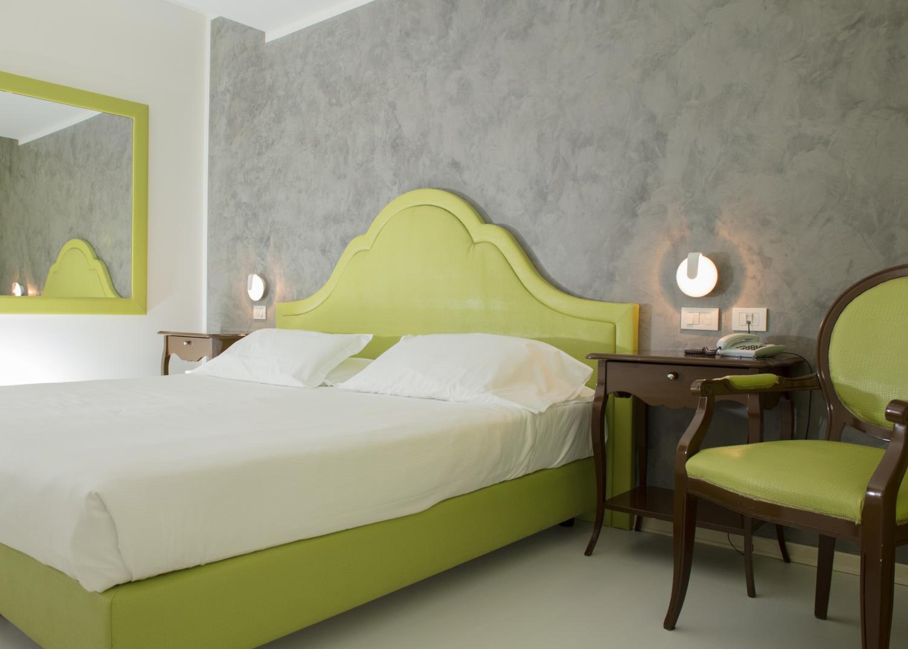 Superior Double Room - Photo 12