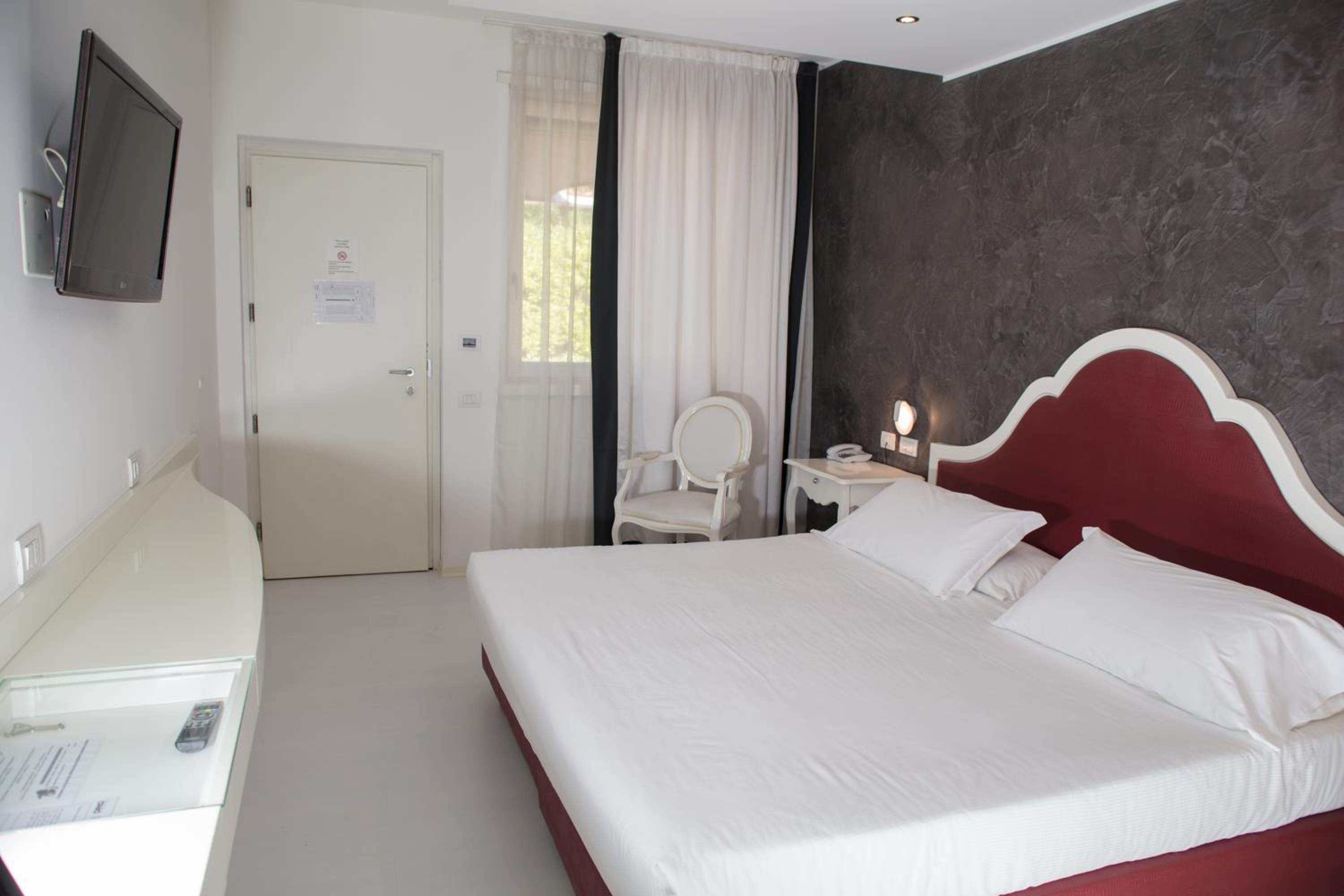 Superior Double Room - Photo 4