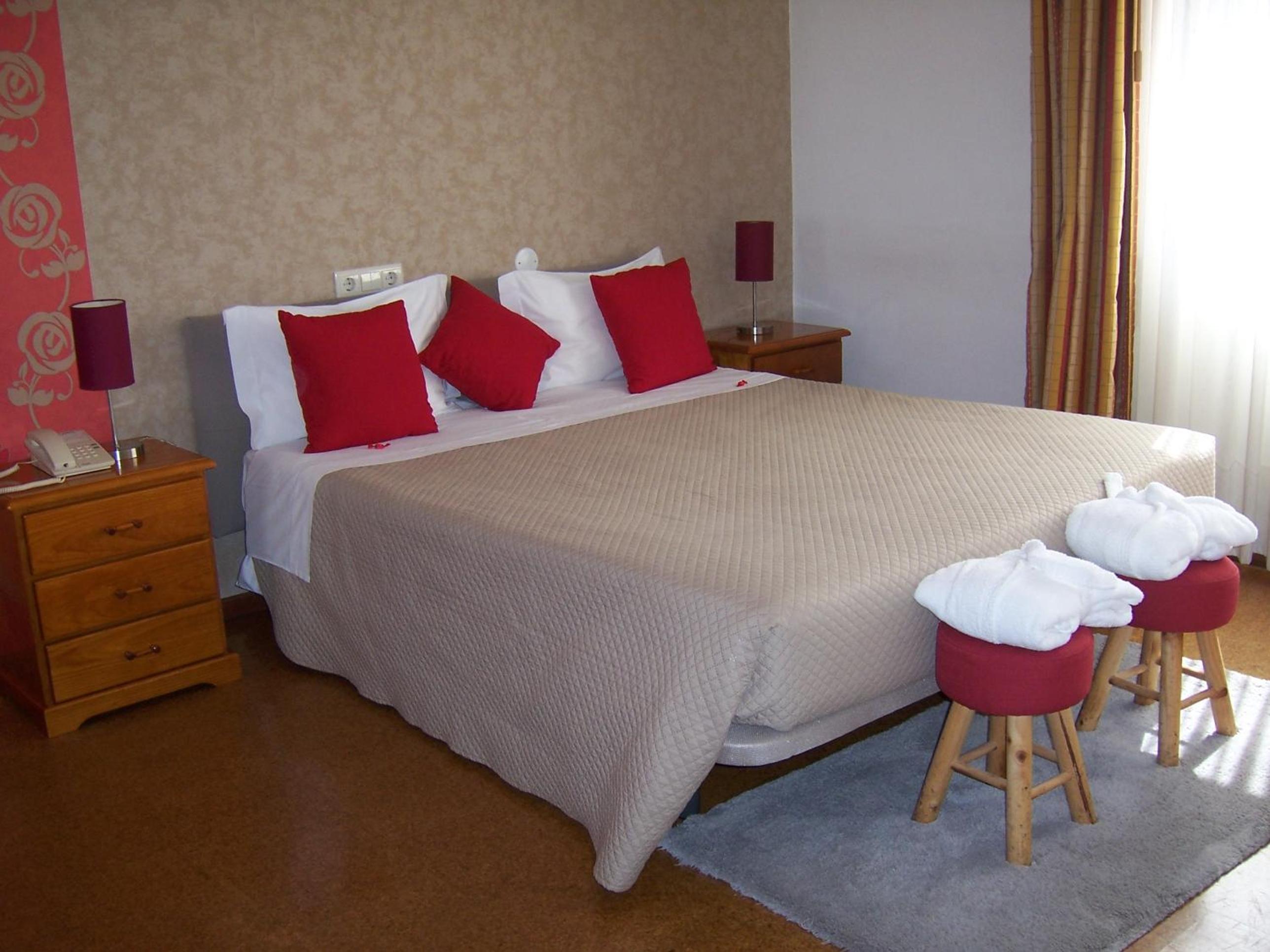 Double Room - Photo 7