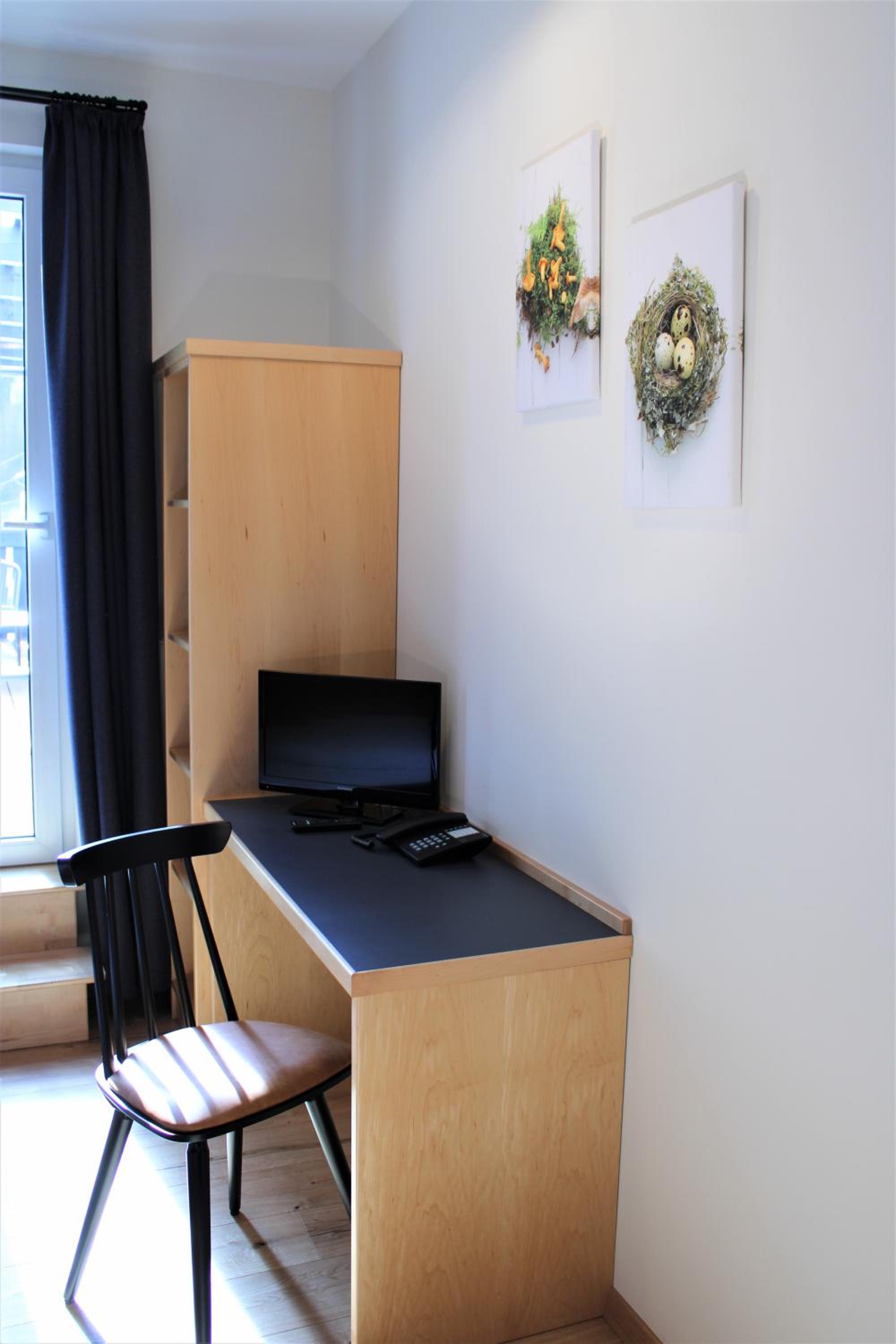 Single Room photo 2