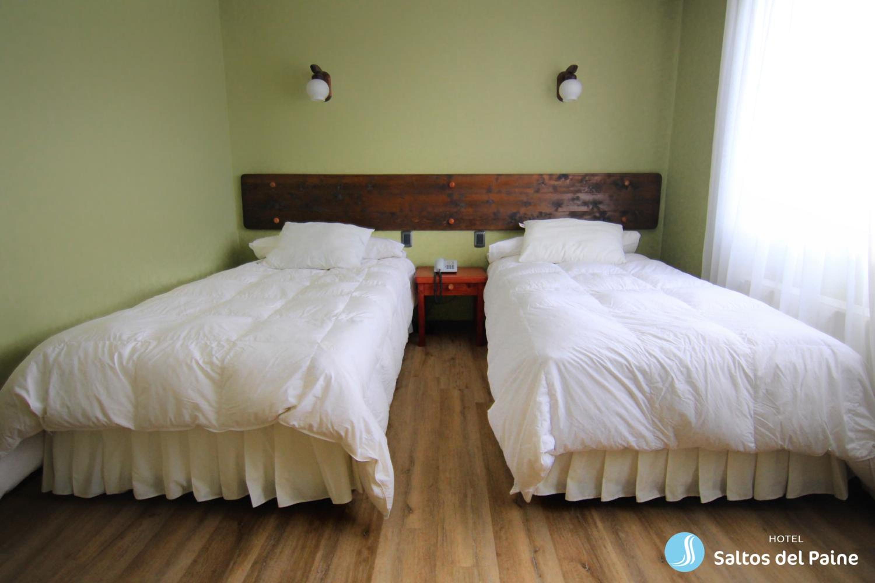 Standard Twin Room photo 2