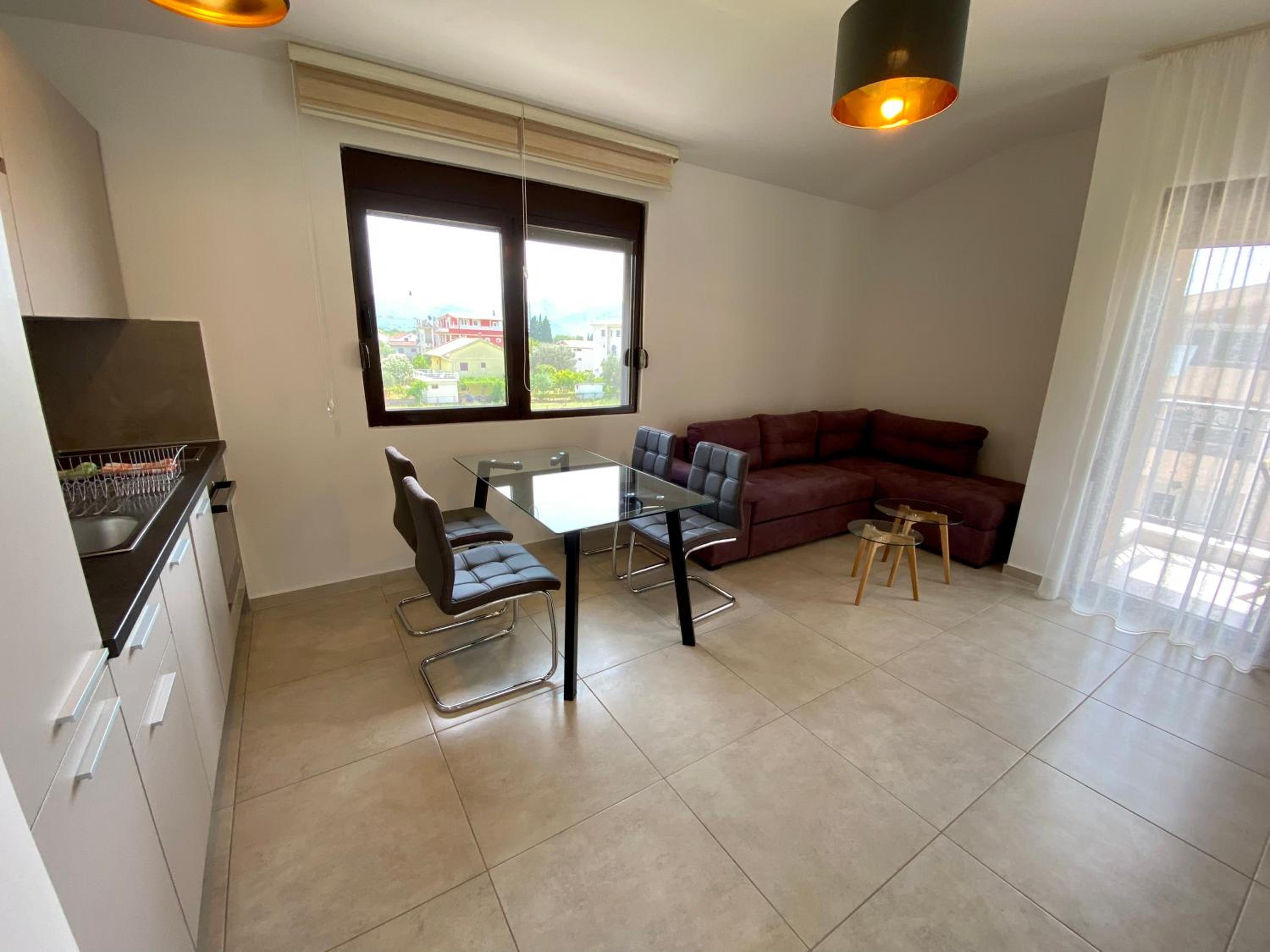 Deluxe Family Room photo 3