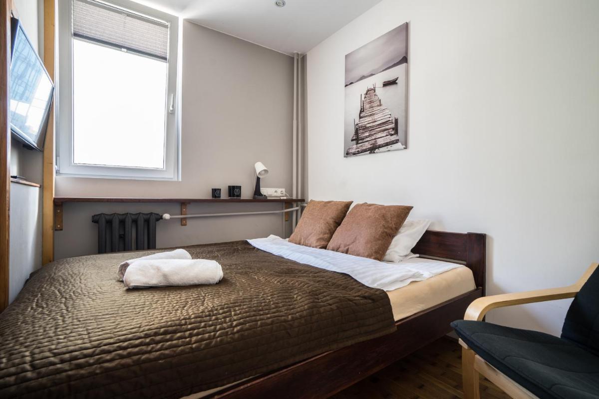 One-Bedroom Apartment - Photo 4