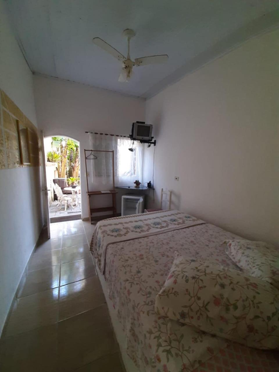 Double Room - Photo 6
