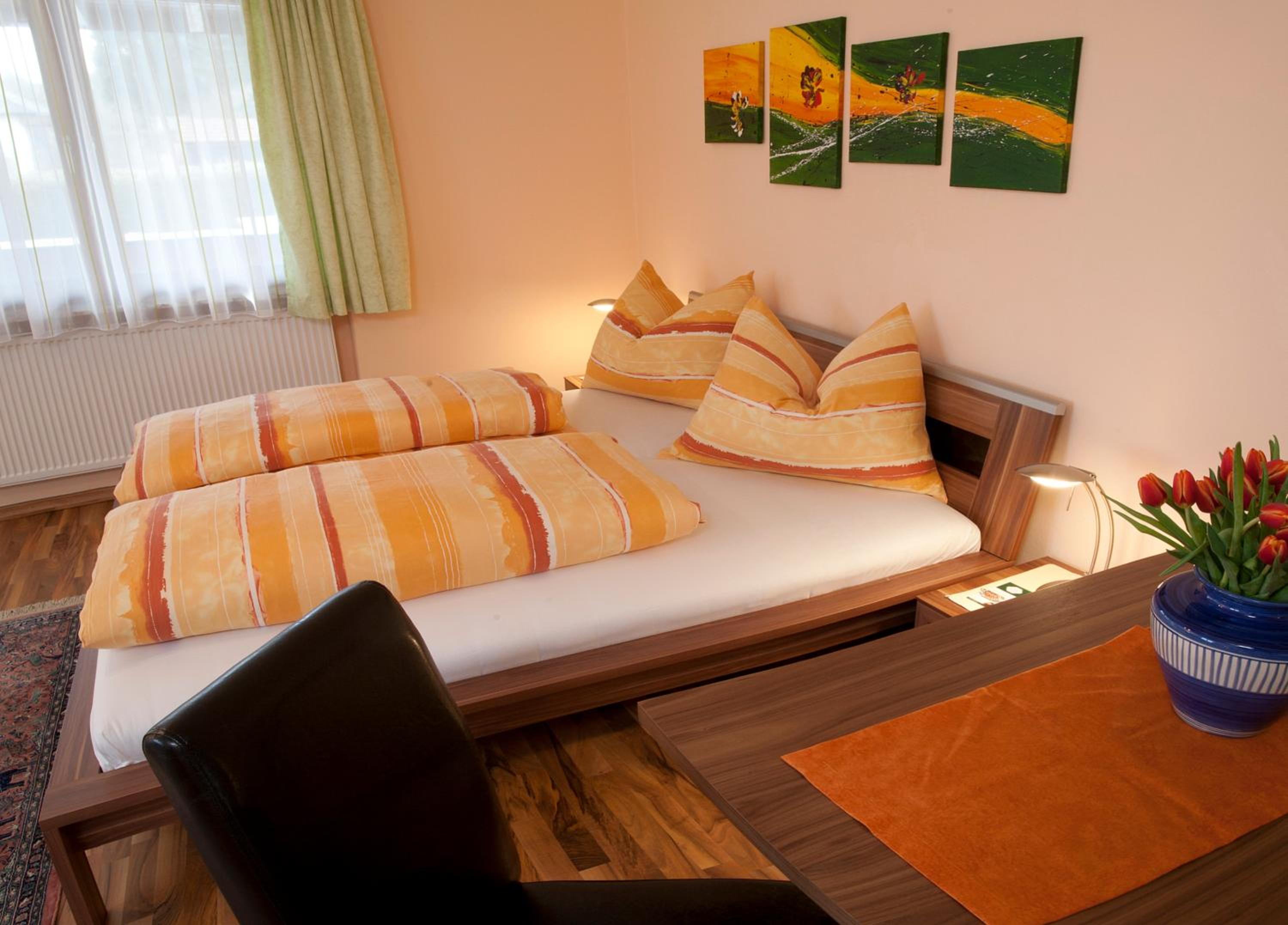 Suite - Photo 7