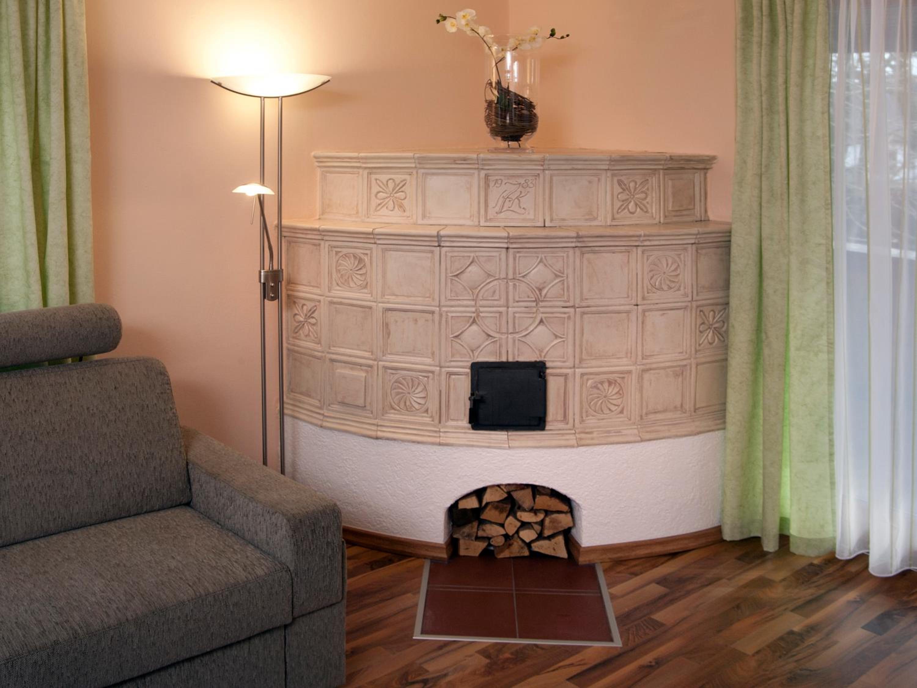 Suite - Photo 11