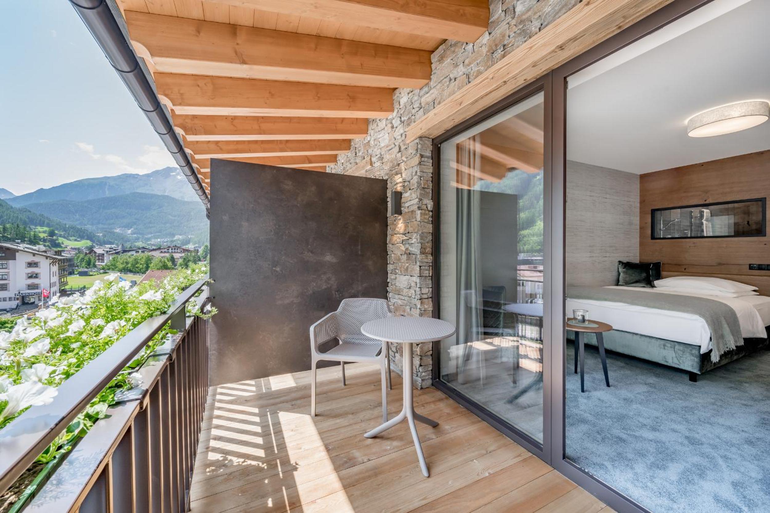 Deluxe Double Room with Balcony