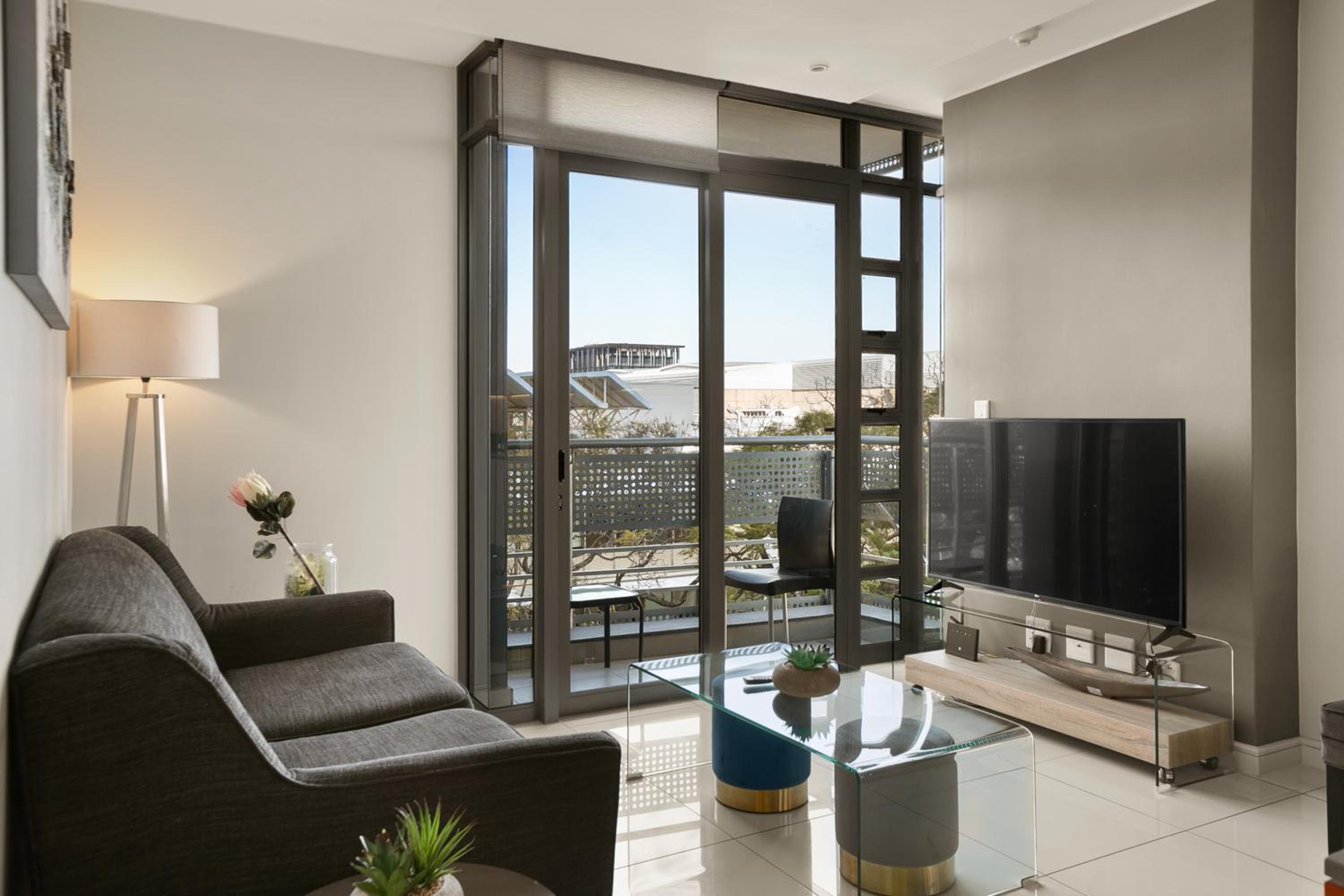 Deluxe 2 bed 2 bath