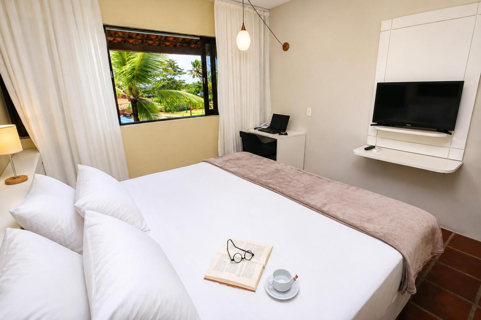 Double Room with Pool View photo 1